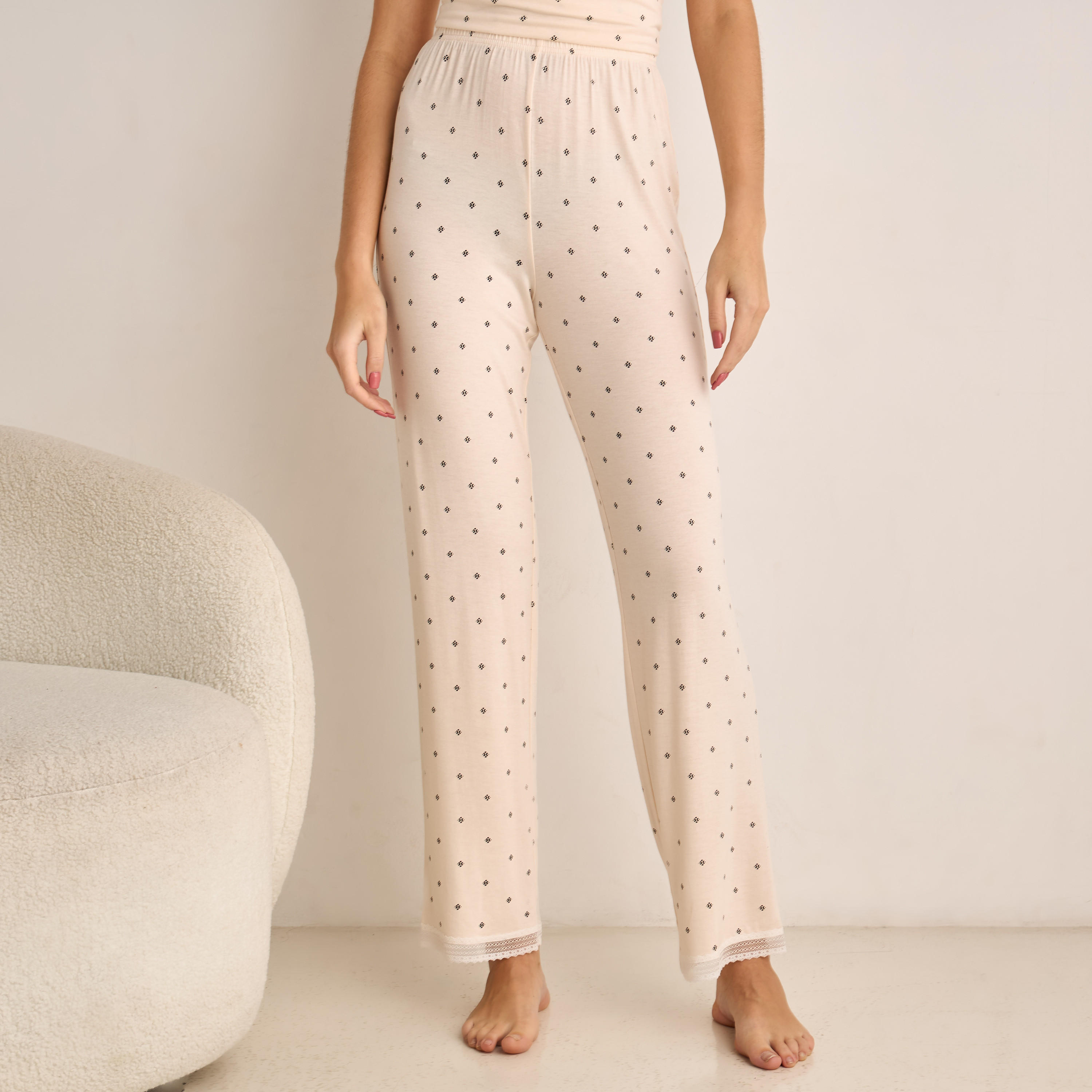 طقم بيجاما من بلوزة وبنطلون-women-clothing-nightwear-pyjamas-longsets-image-4