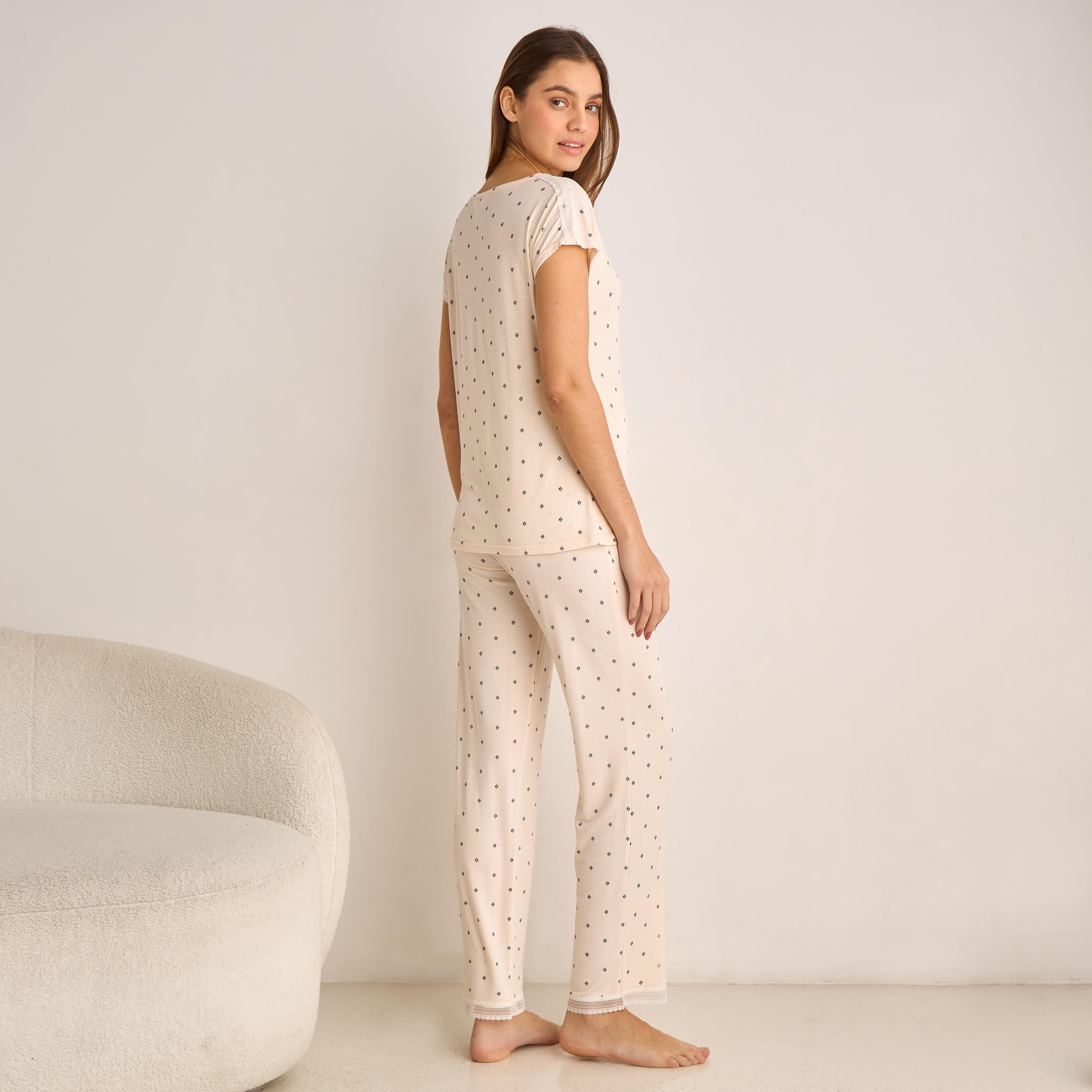 طقم بيجاما من بلوزة وبنطلون-women-clothing-nightwear-pyjamas-longsets-image-4