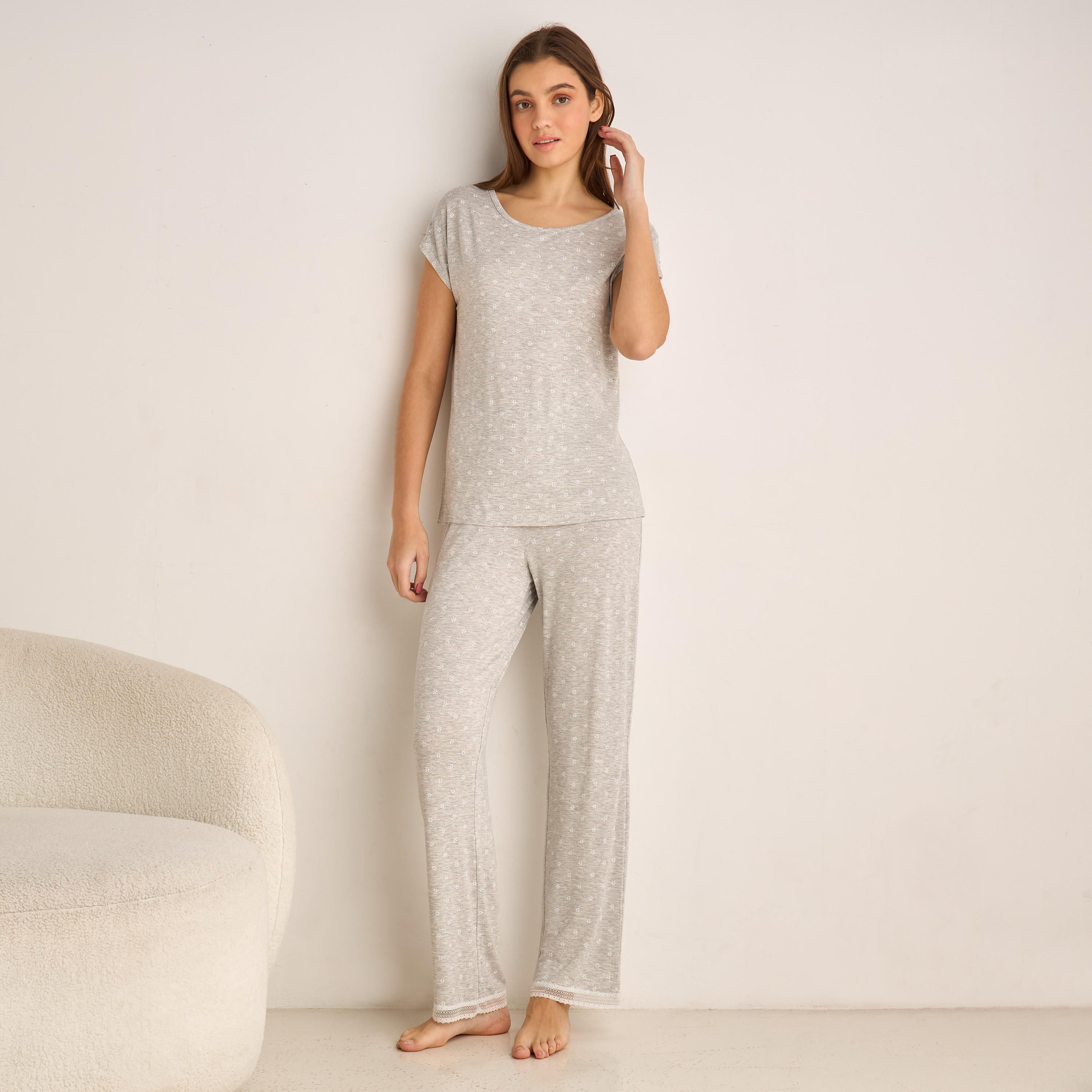 طقم بيجاما من بلوزة وبنطلون-women-clothing-nightwear-pyjamas-longsets-image-6