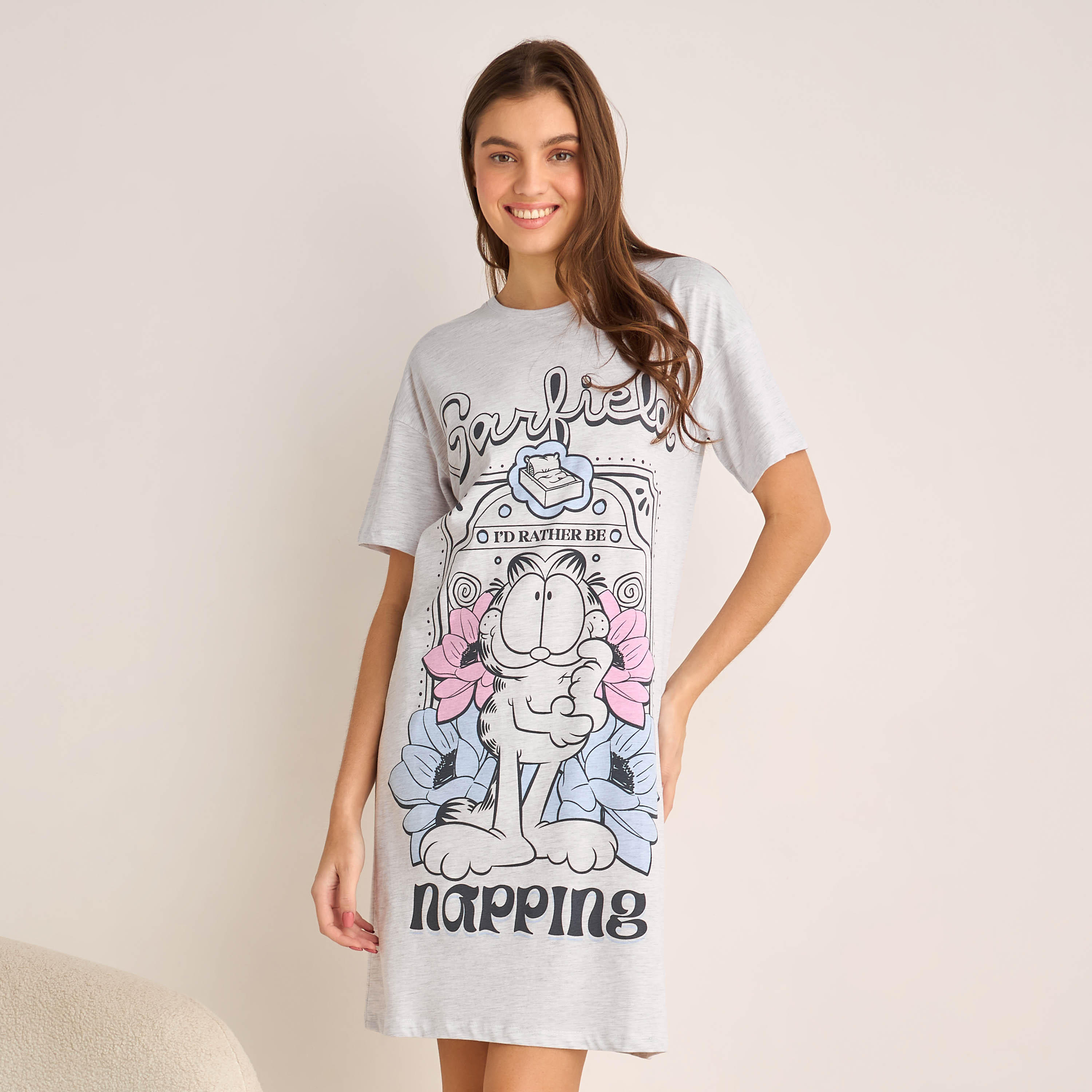 Sleepshirt Short Sleeves with Garfield Print-women-clothing-nightwear-nighties-image-1
