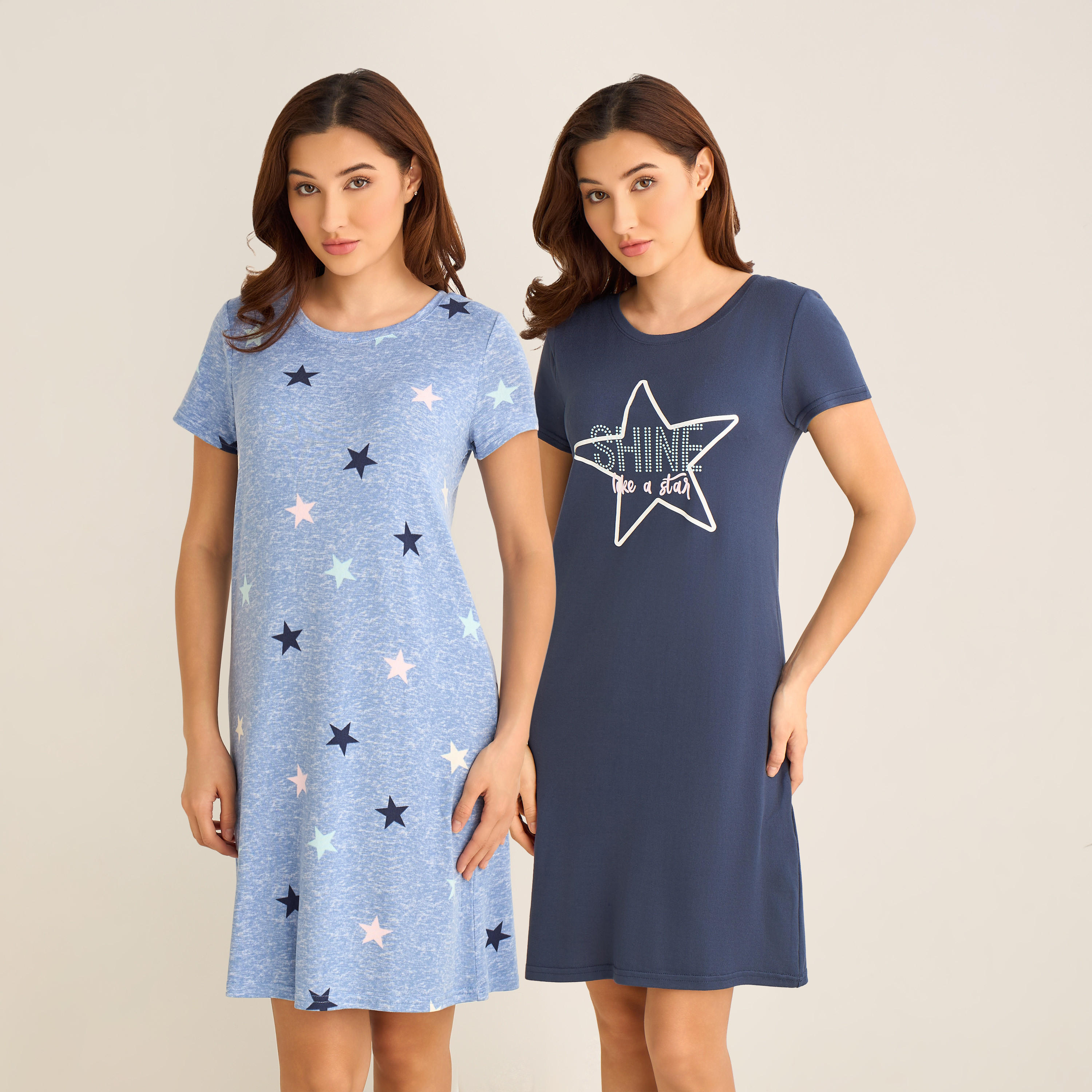 فستان نوم بأكمام قصيرة وطبعات نجوم - طقم من قطعتين-women-clothing-nightwear-nighties-image-1