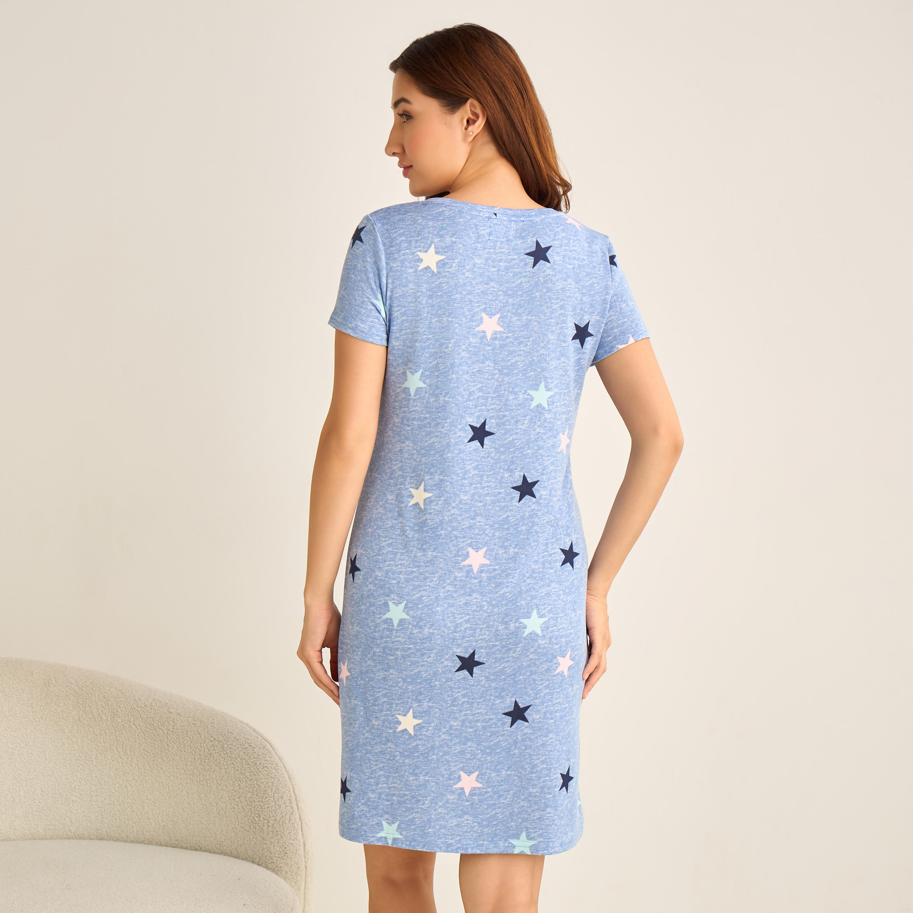 فستان نوم بأكمام قصيرة وطبعات نجوم - طقم من قطعتين-women-clothing-nightwear-nighties-image-3
