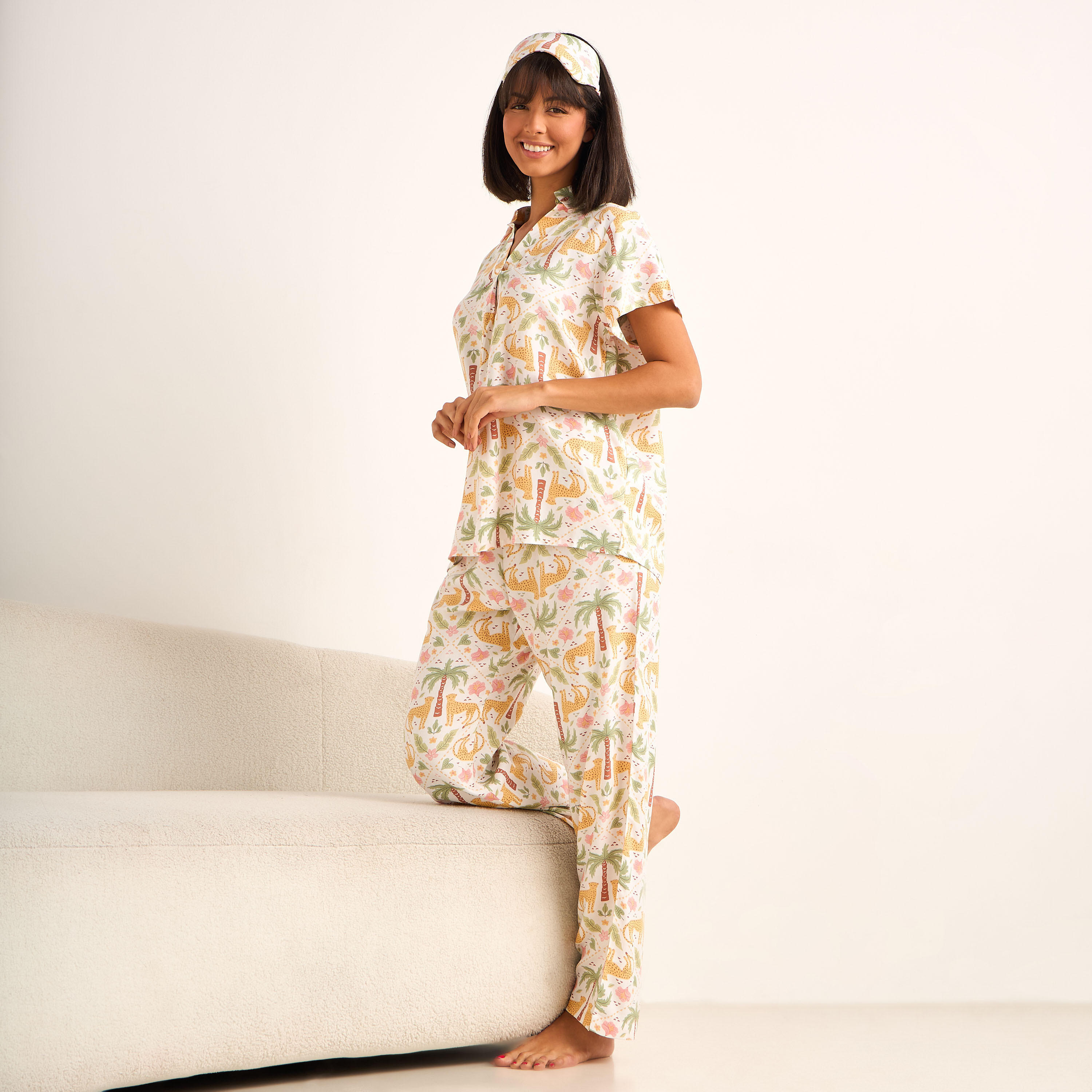طقم بيجاما فيسكوز بلوزة وبنطلون-women-clothing-nightwear-pyjamas-longsets-image-1