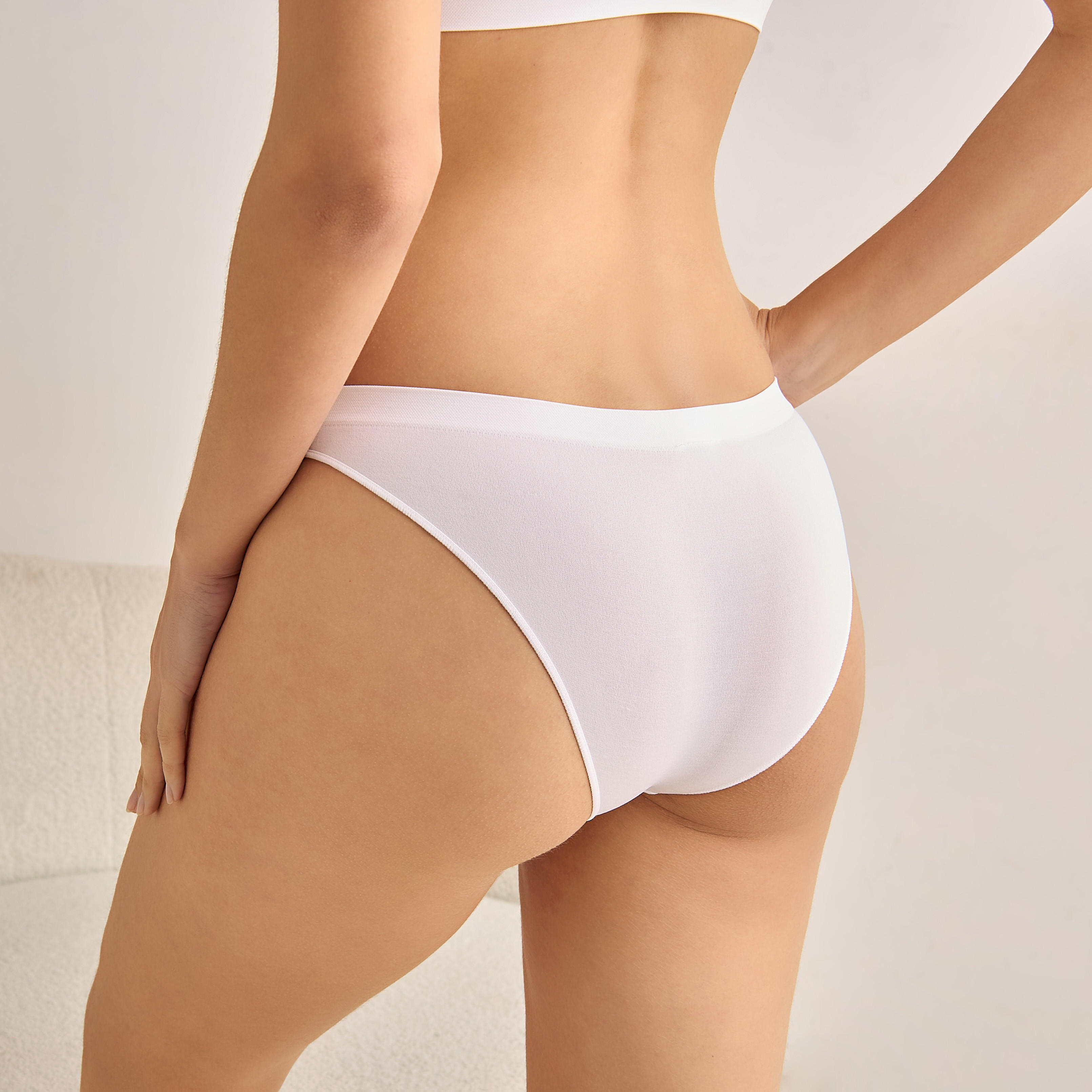 سروال بكيني داخلي مزين بدون درزات من سكينز-women-clothing-lingerie-panties-image-3