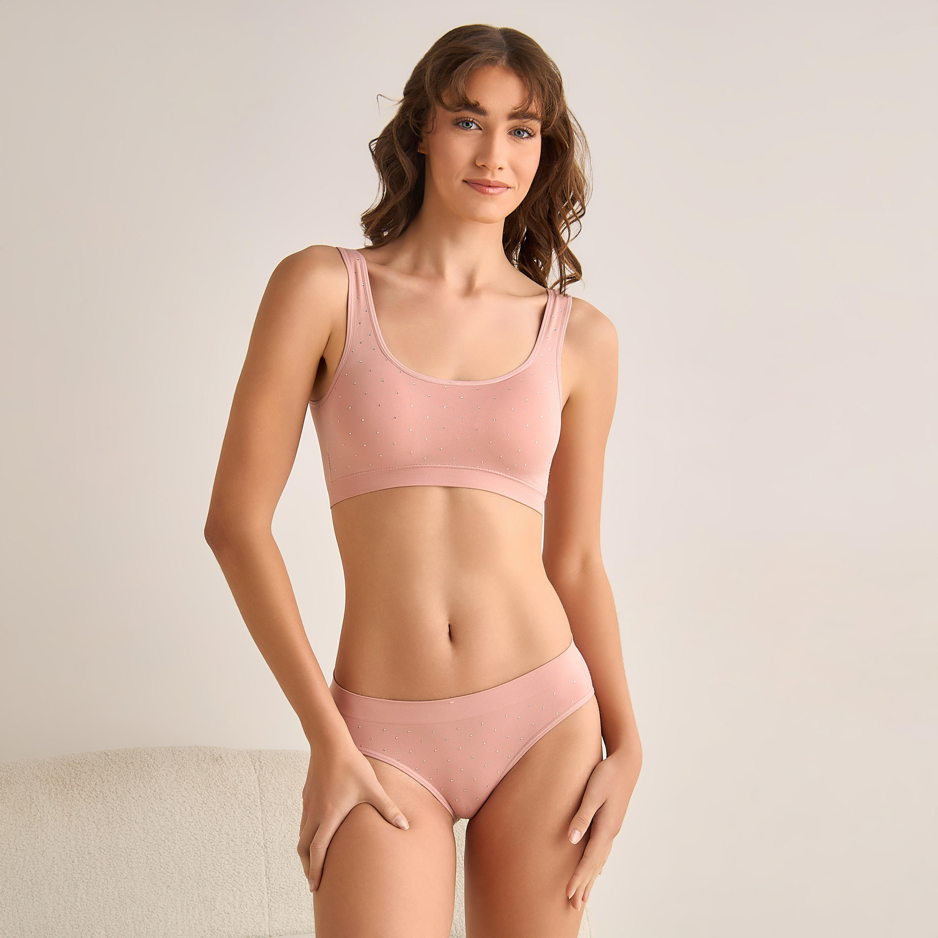 صدرية رياضية بدون حياكة بتغطية كاملة من سكينز-women-clothing-lingerie-bras-image-1