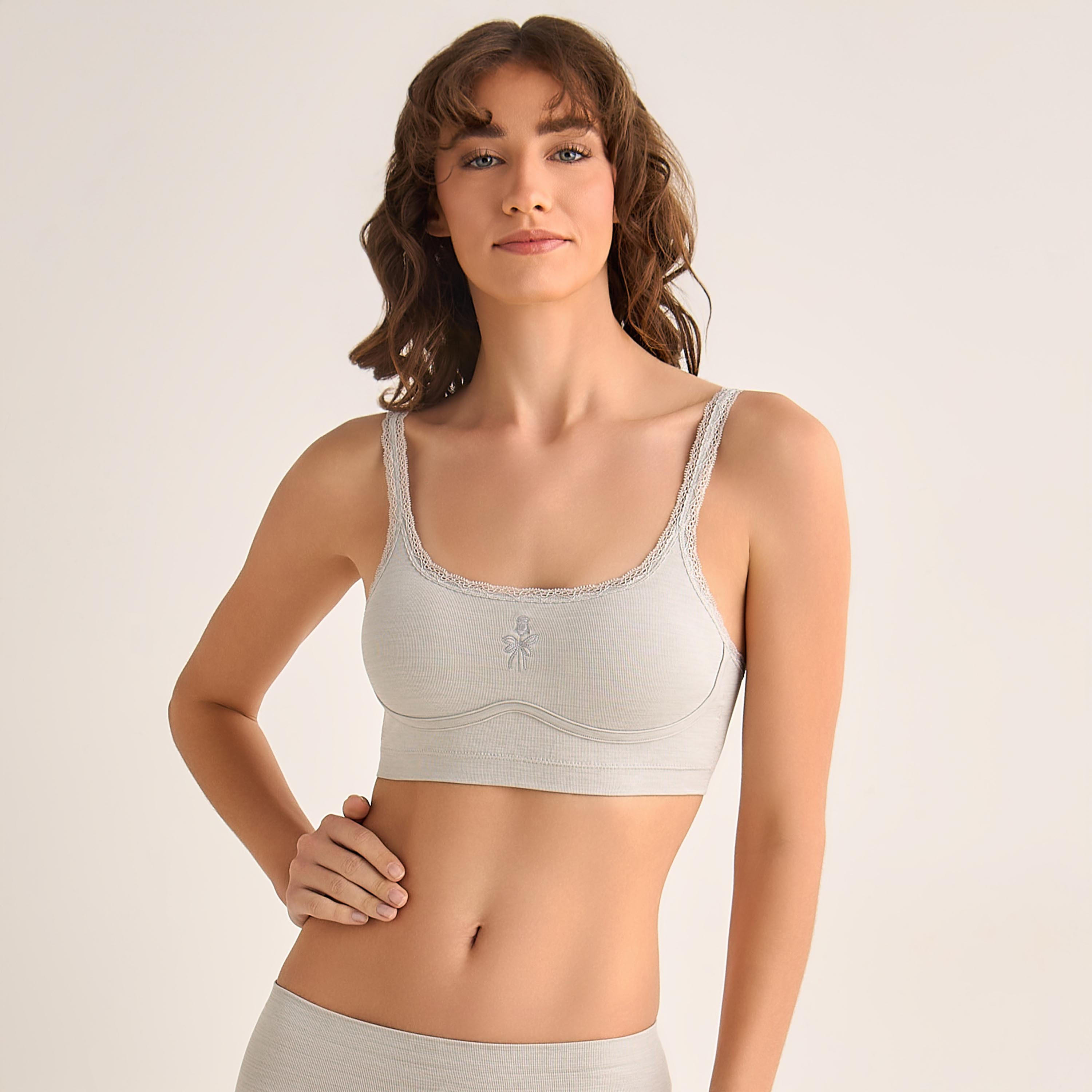 Skins Seamless Bralette Medium Coverage-women-clothing-lingerie-bras-image-1