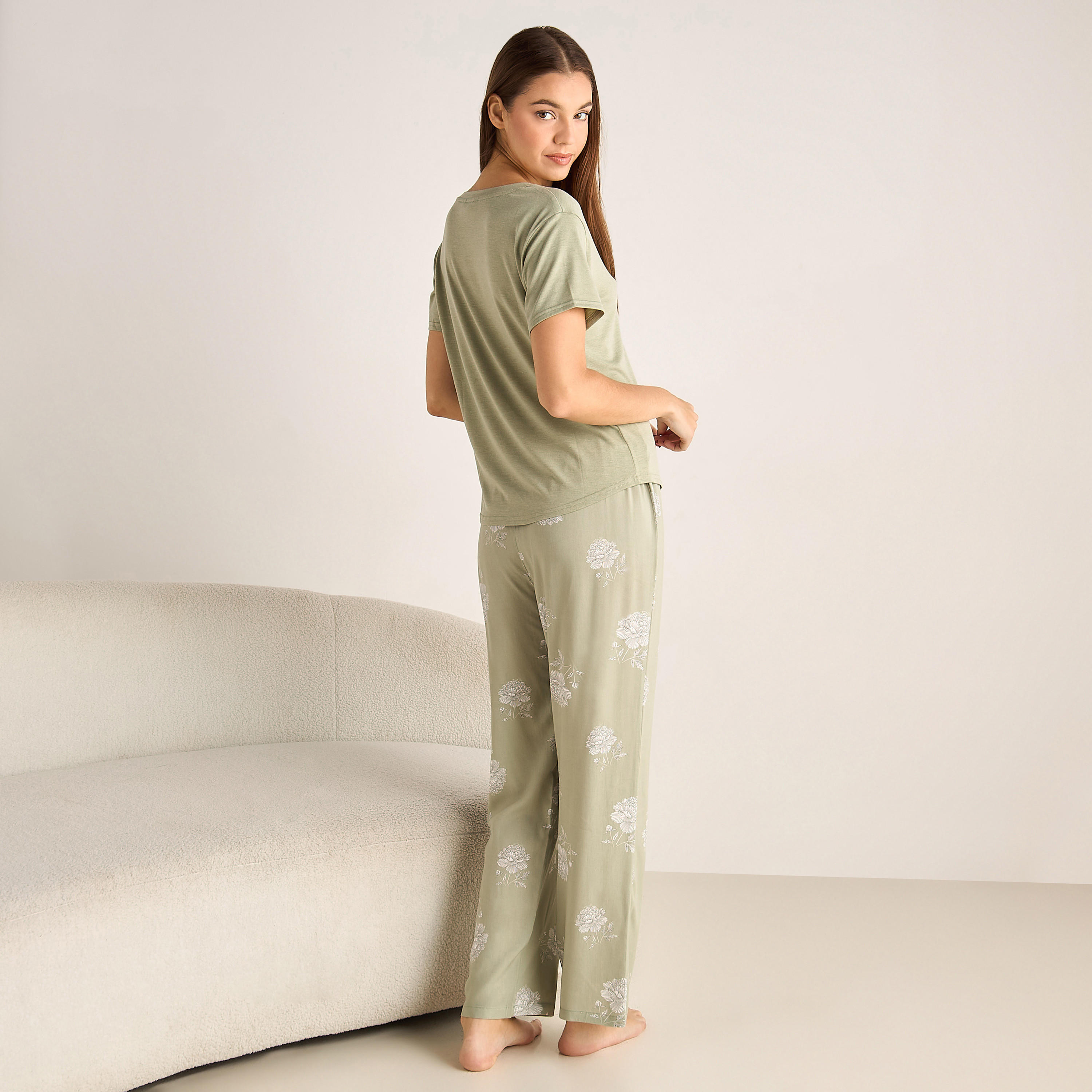 طقم تيشيرت وبنطلون بيجاما-women-clothing-nightwear-pyjamas-longsets-image-3