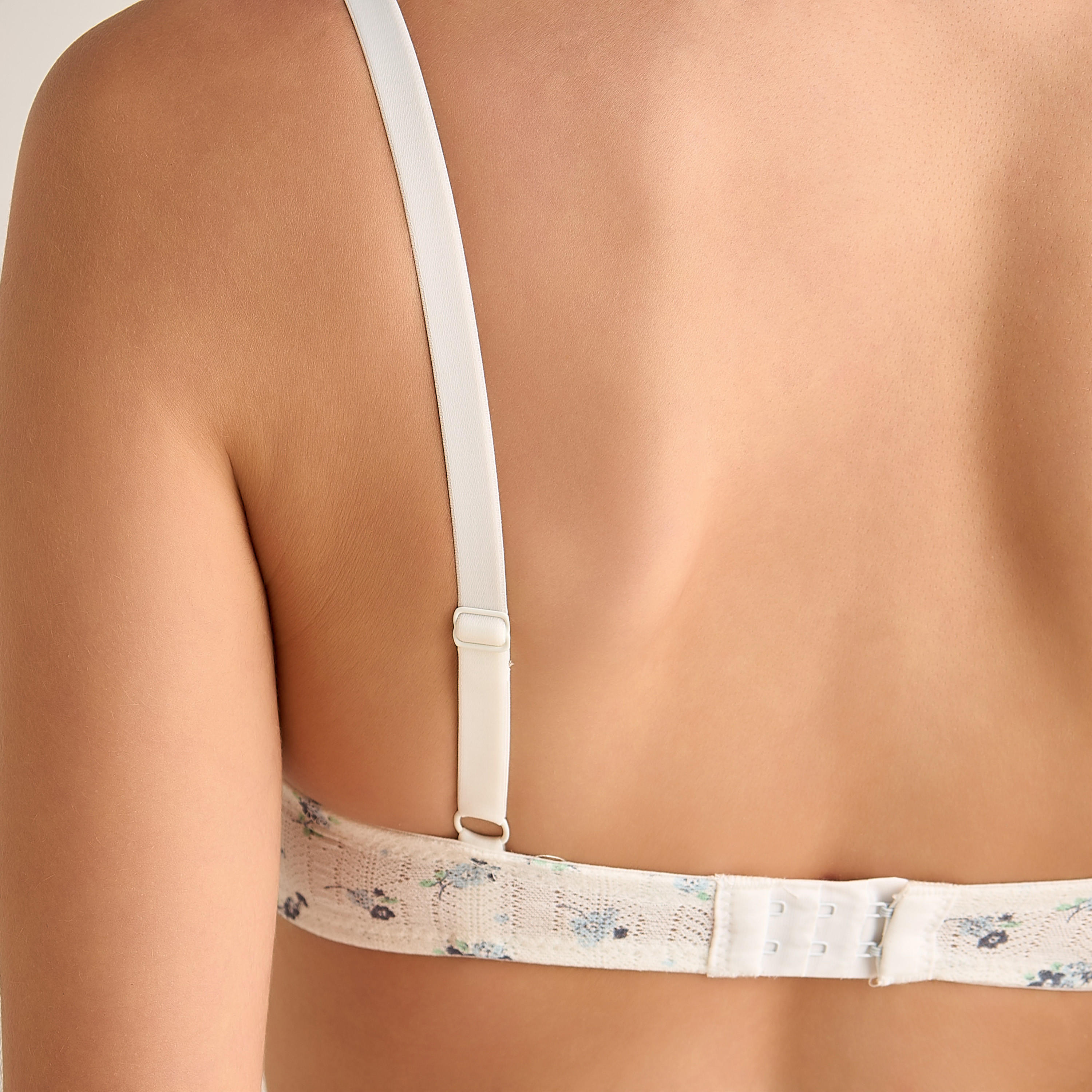 Pack of 3 Plunge Bra Seamless-women-clothing-lingerie-bras-image-5