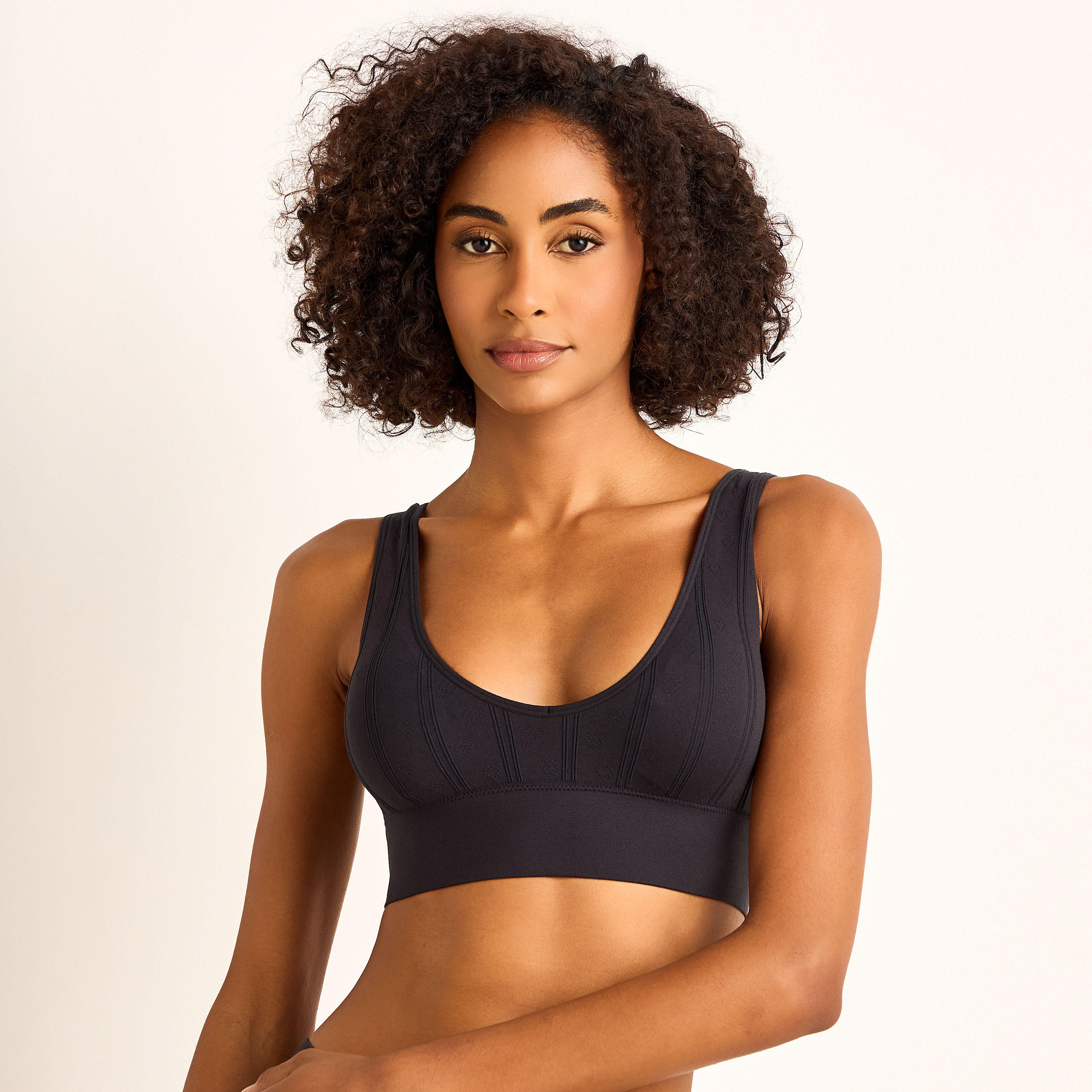 حمالة صدر بدون درزات عدد 3-women-clothing-lingerie-bras-image-1