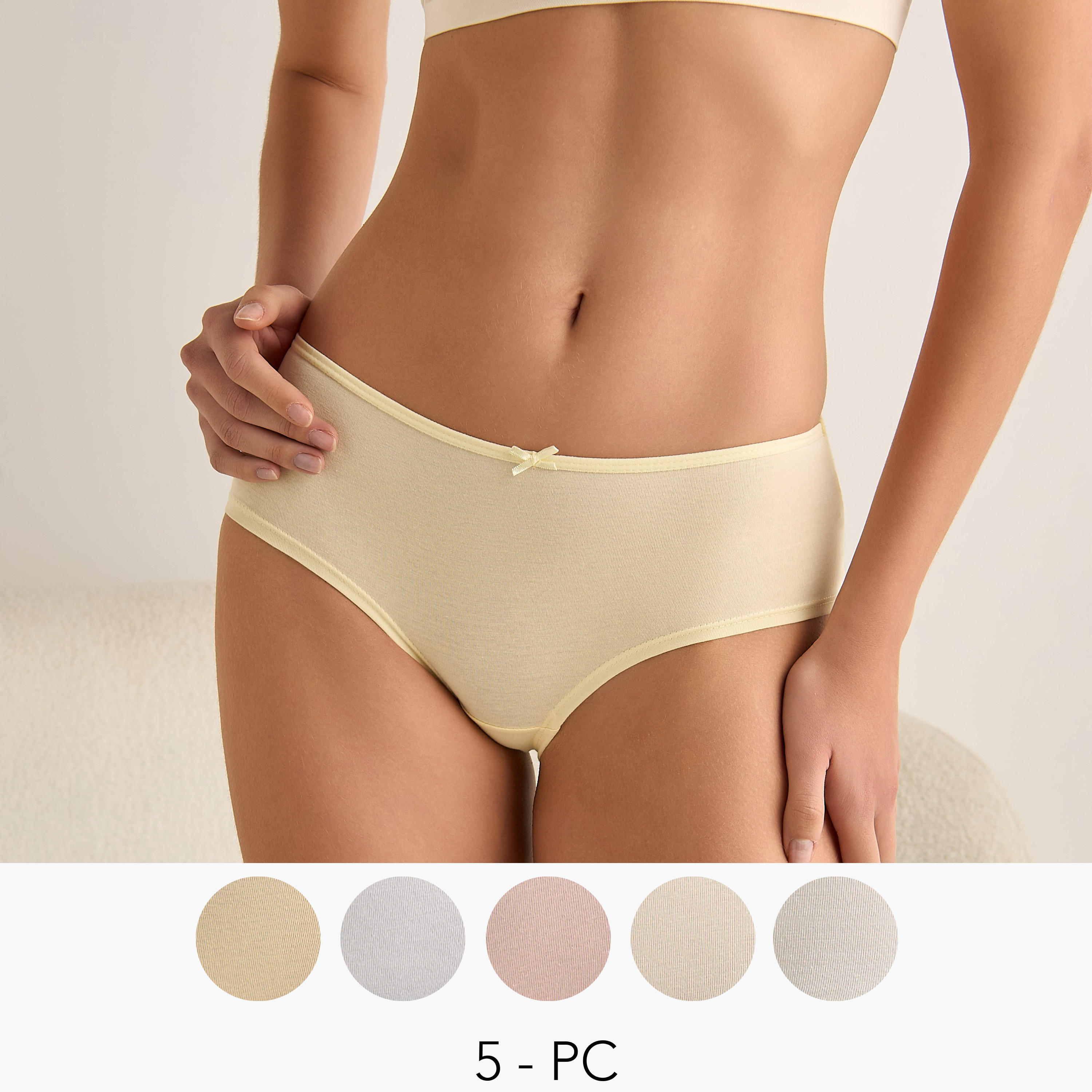 طقم سراويل داخلية بتفاصيل فيونكة - 5 قطع-women-clothing-lingerie-panties-image-1