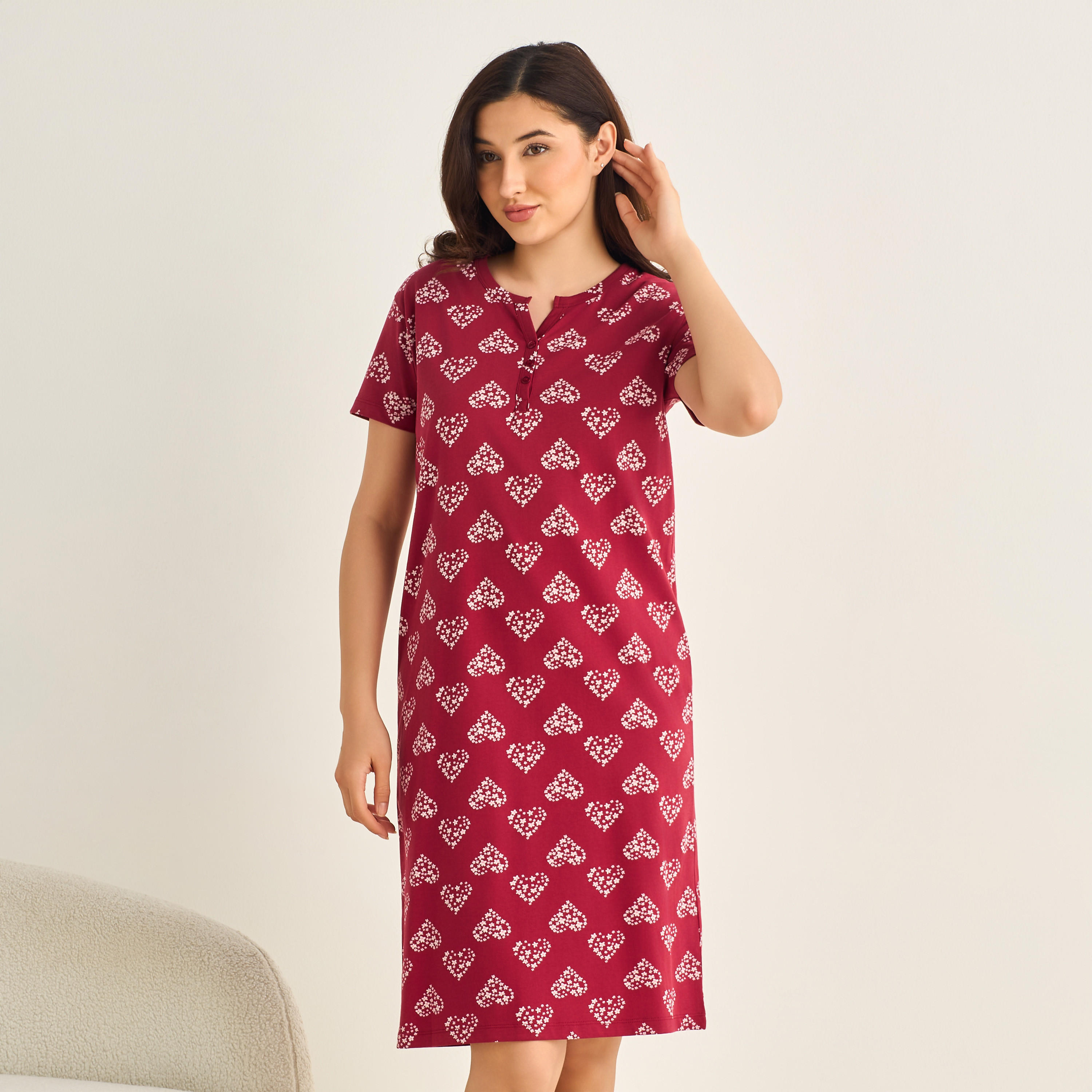 فستان نوم قطن ميدي بأكمام قصيرة وطبعات-women-clothing-nightwear-nighties-image-1