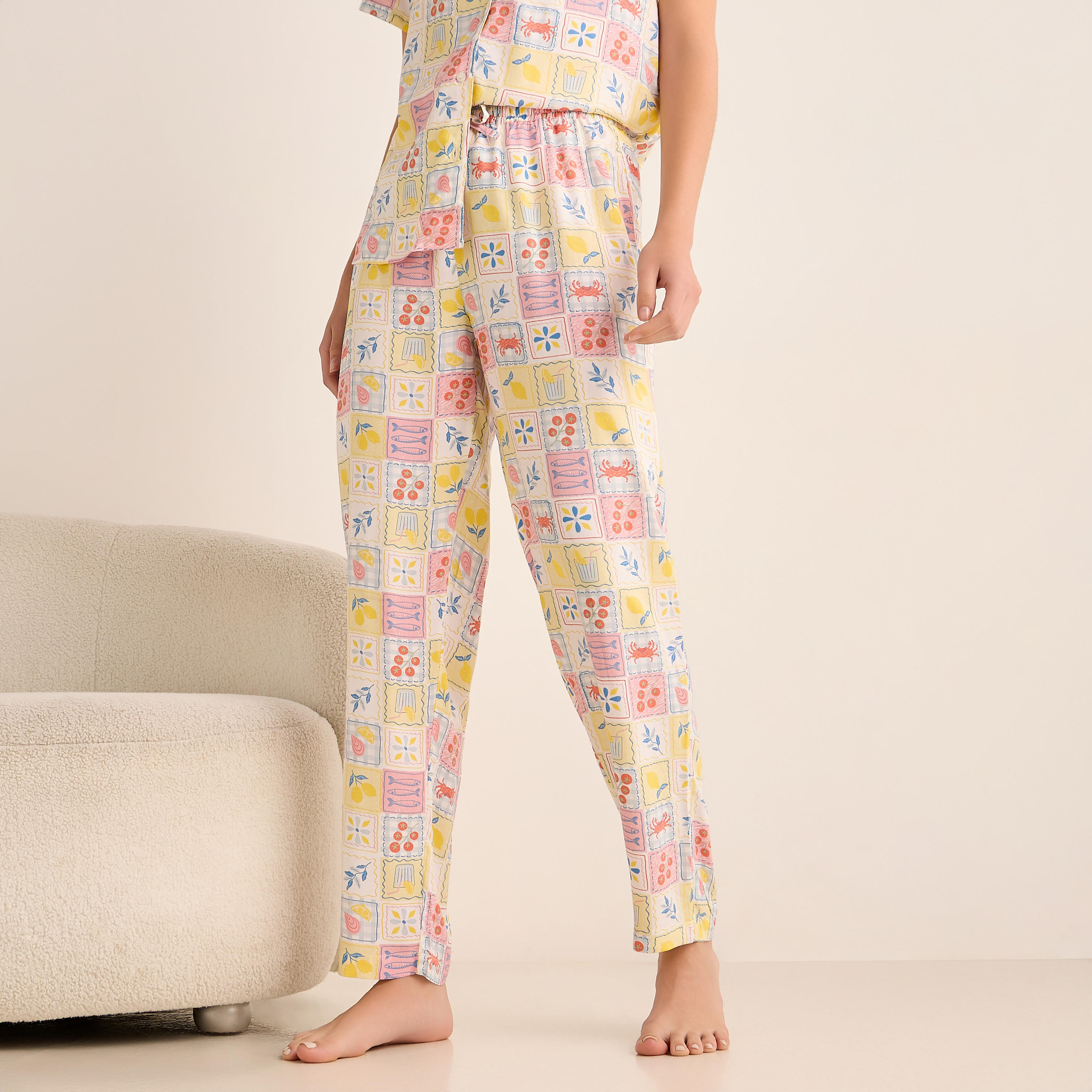 طقم قميص بأزرار وبنطلون بيجاما فيسكوز مع قناع عيون-women-clothing-nightwear-pyjamas-longsets-image-5