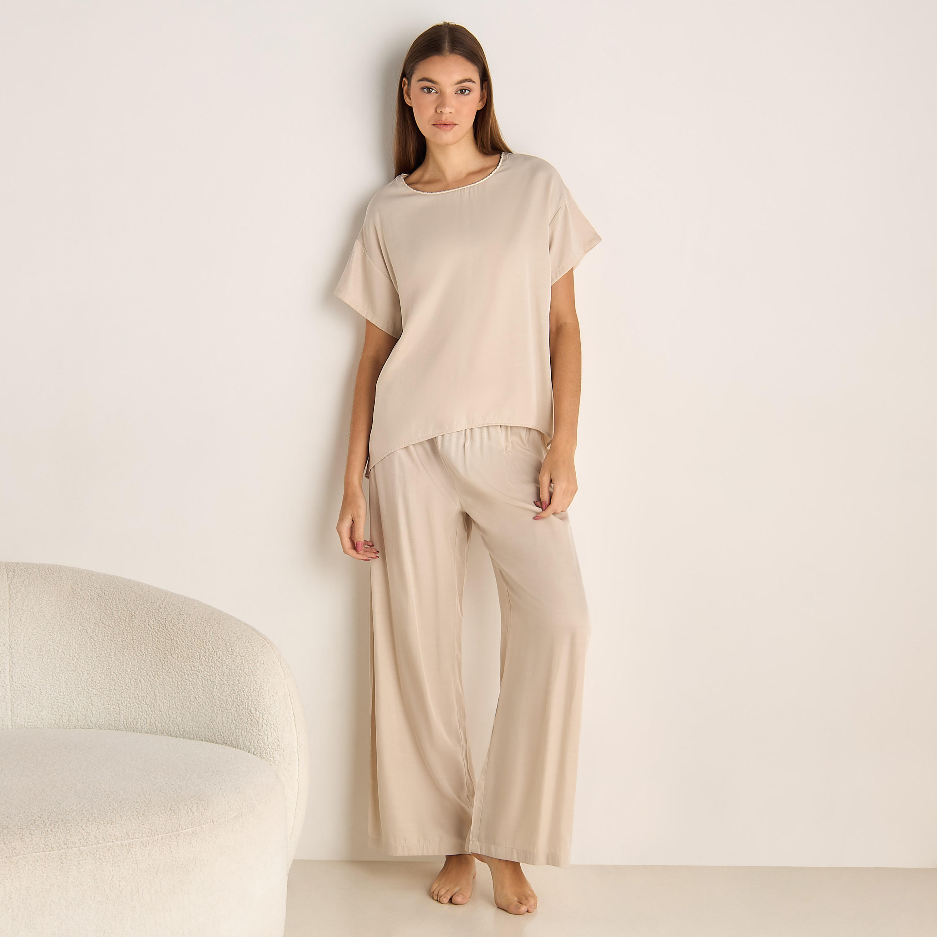 طقم بيجامة ساتان بلوزة وبنطلون-women-clothing-nightwear-pyjamas-longsets-image-1
