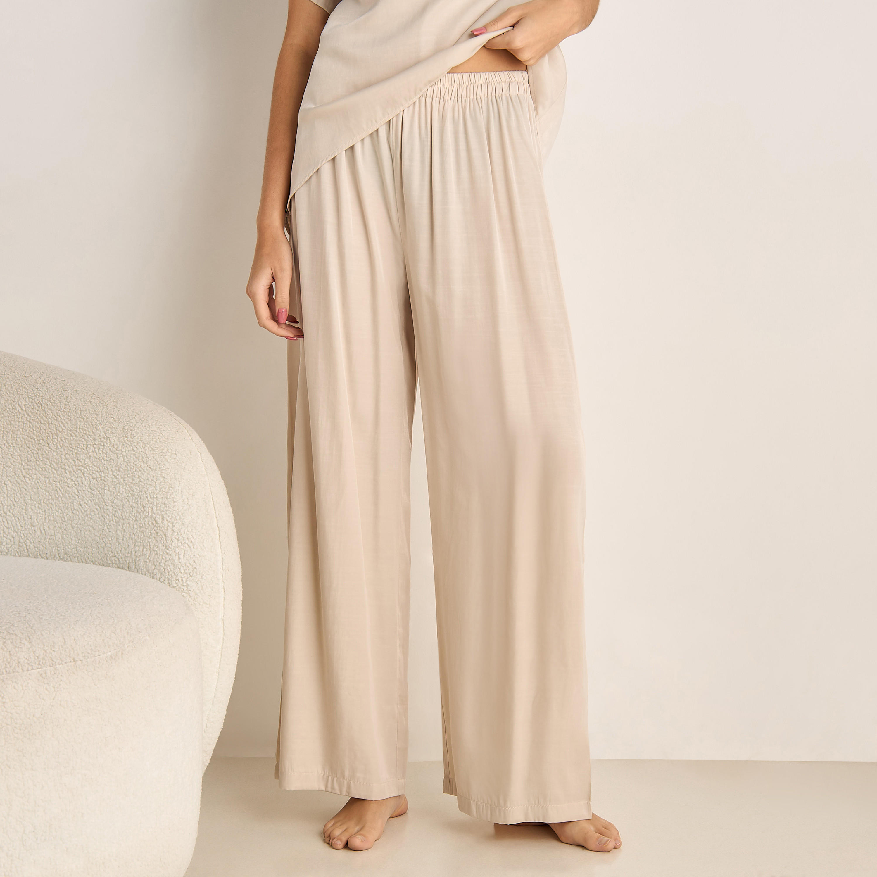 طقم بيجامة ساتان بلوزة وبنطلون-women-clothing-nightwear-pyjamas-longsets-image-4