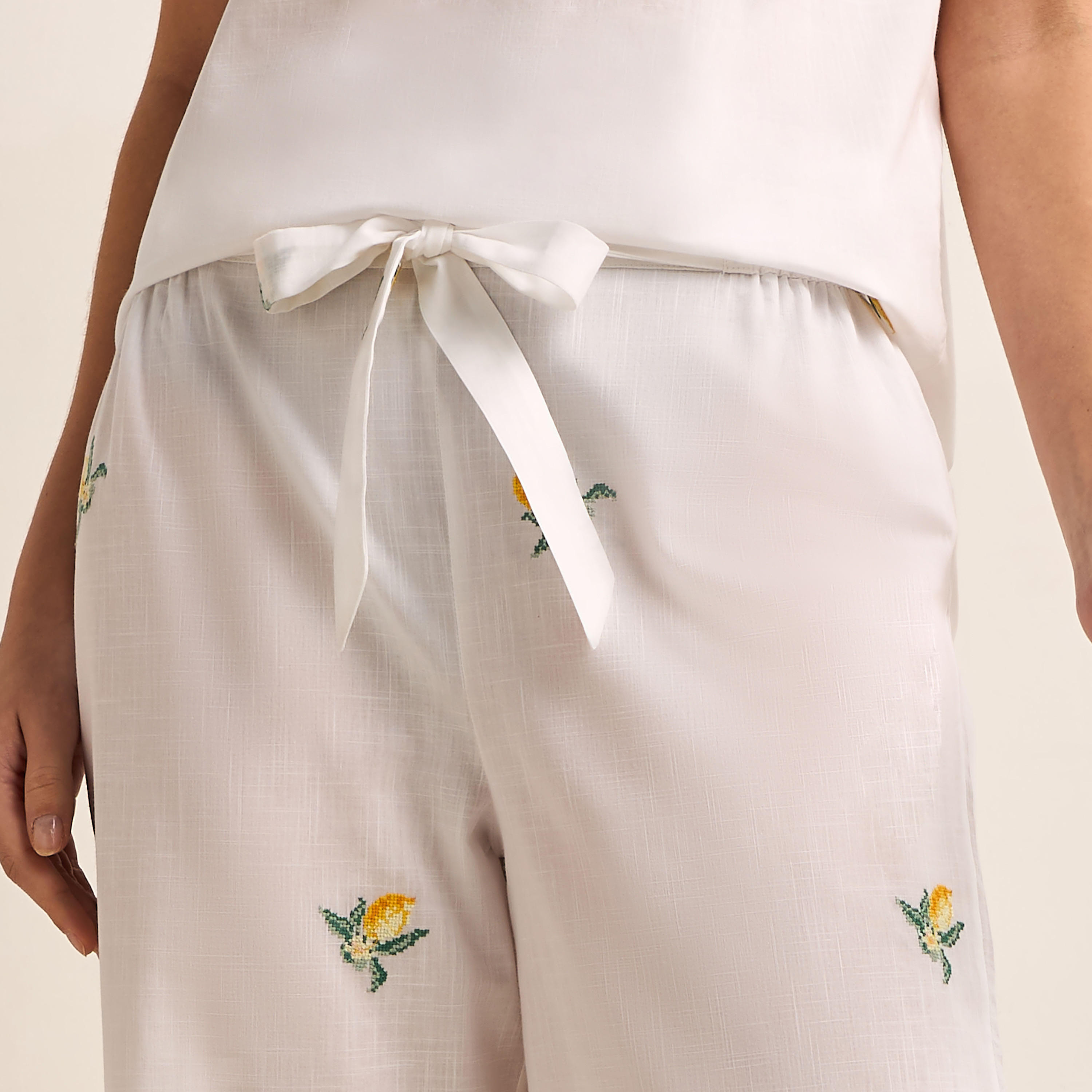 طقم بيجاما بلوزة وبنطلون-women-clothing-nightwear-pyjamas-longsets-image-4