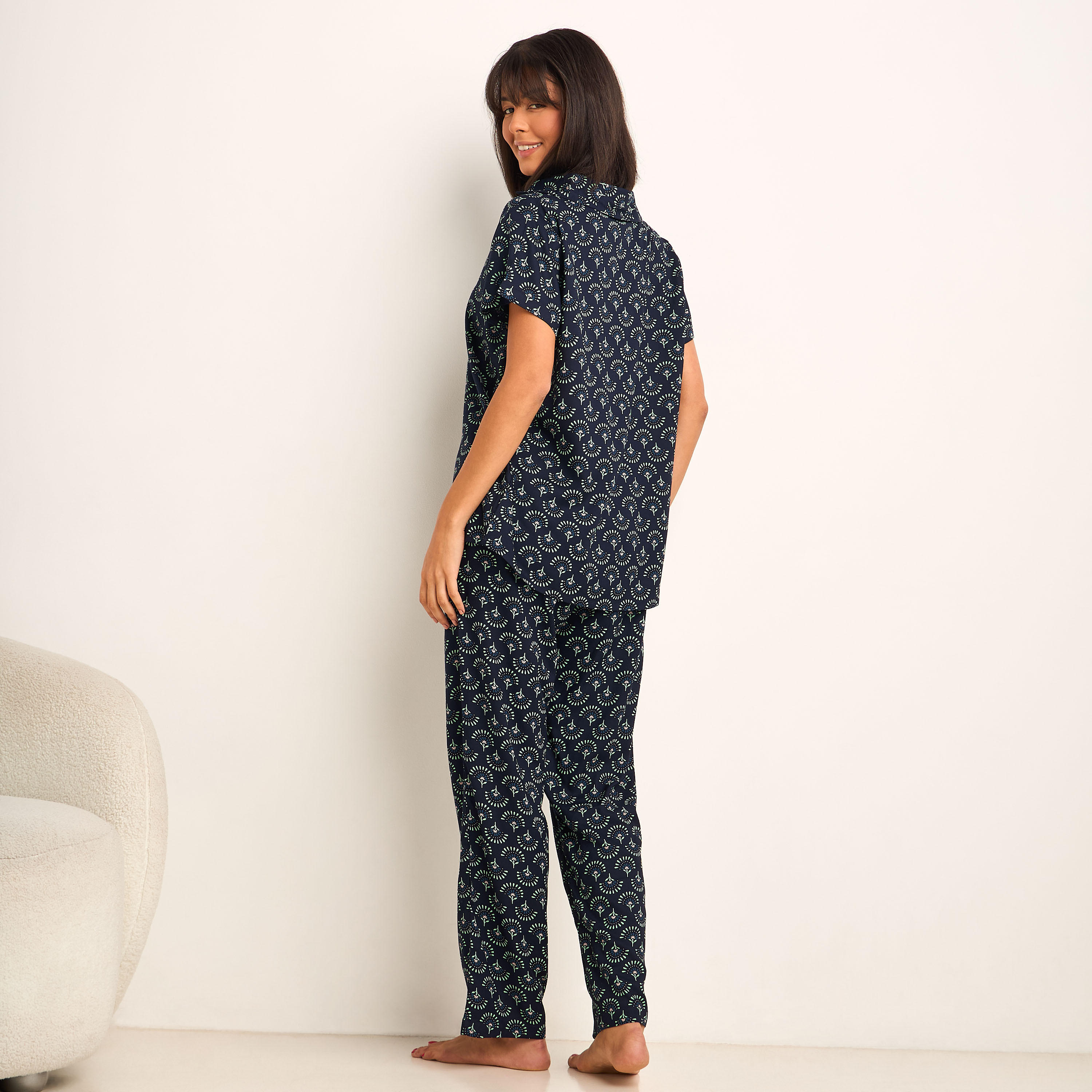 طقم بيجاما فيسكوز بلوزة وبنطلون-women-clothing-nightwear-pyjamas-longsets-image-4
