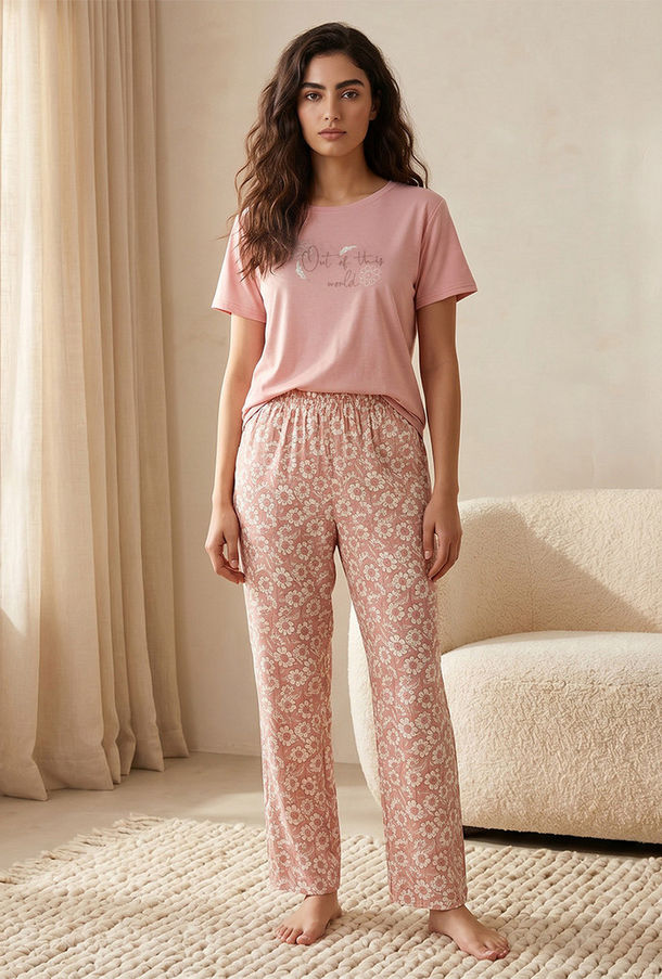 طقم تيشيرت وبنطلون بيجاما فيسكوز من سبلاش إنتيماتس-women-clothing-nightwear-pyjamas-longsets-image-1