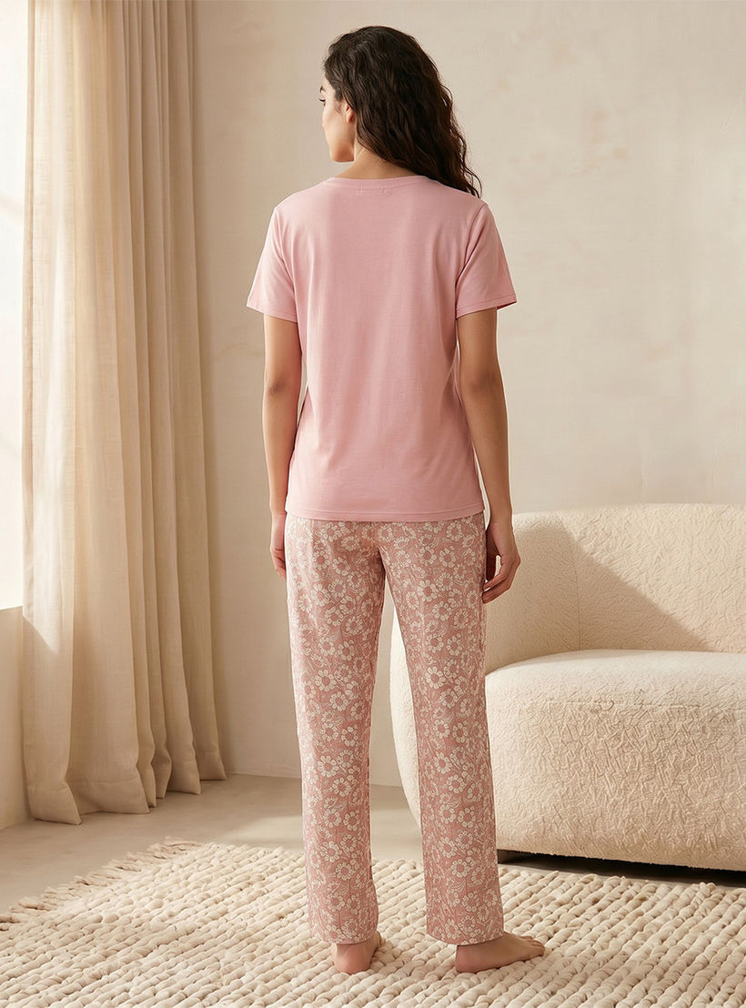 طقم تيشيرت وبنطلون بيجاما فيسكوز من سبلاش إنتيماتس-women-clothing-nightwear-pyjamas-longsets-image-4