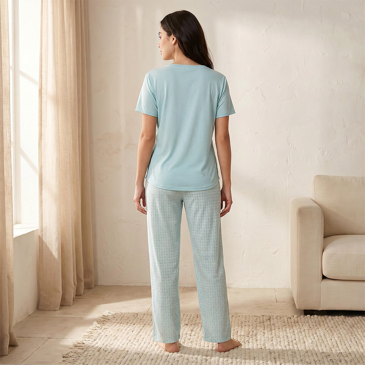 طقم بيجاما فيسكوز ناعم بتصميم مطبوع من تيشيرت وبنطلون-women-clothing-nightwear-pyjamas-longsets-image-4