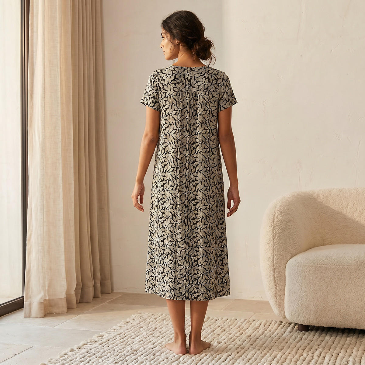 قميص نوم فيسكوز منقوش بأكمام قصيرة-women-clothing-nightwear-nighties-image-3