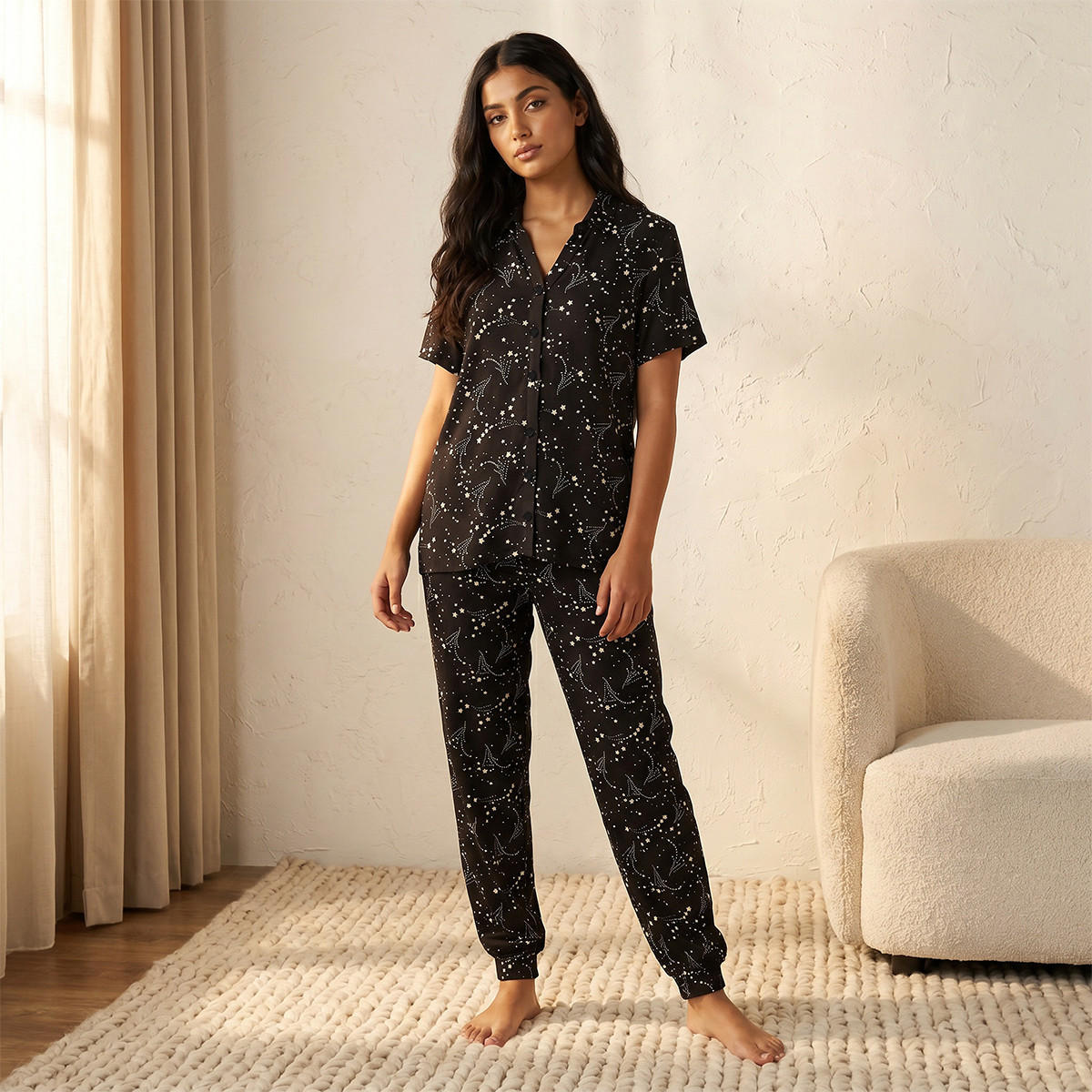 طقم بيجاما ناعم قميص وبنطلون بطبعات-women-clothing-nightwear-pyjamas-longsets-image-1