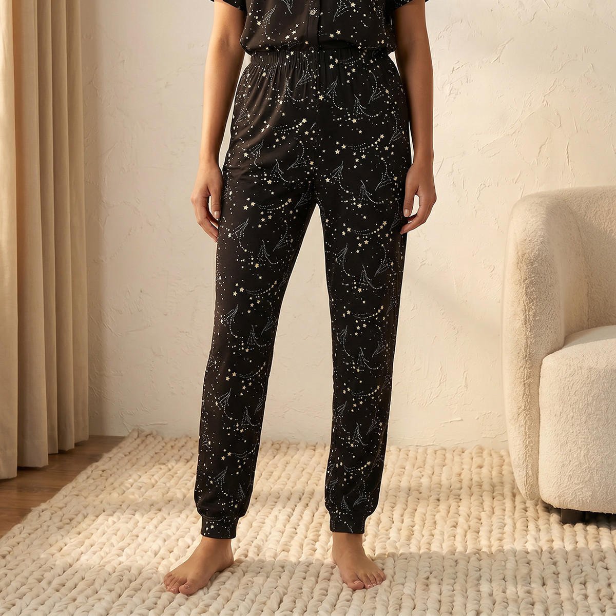طقم بيجاما ناعم قميص وبنطلون بطبعات-women-clothing-nightwear-pyjamas-longsets-image-5
