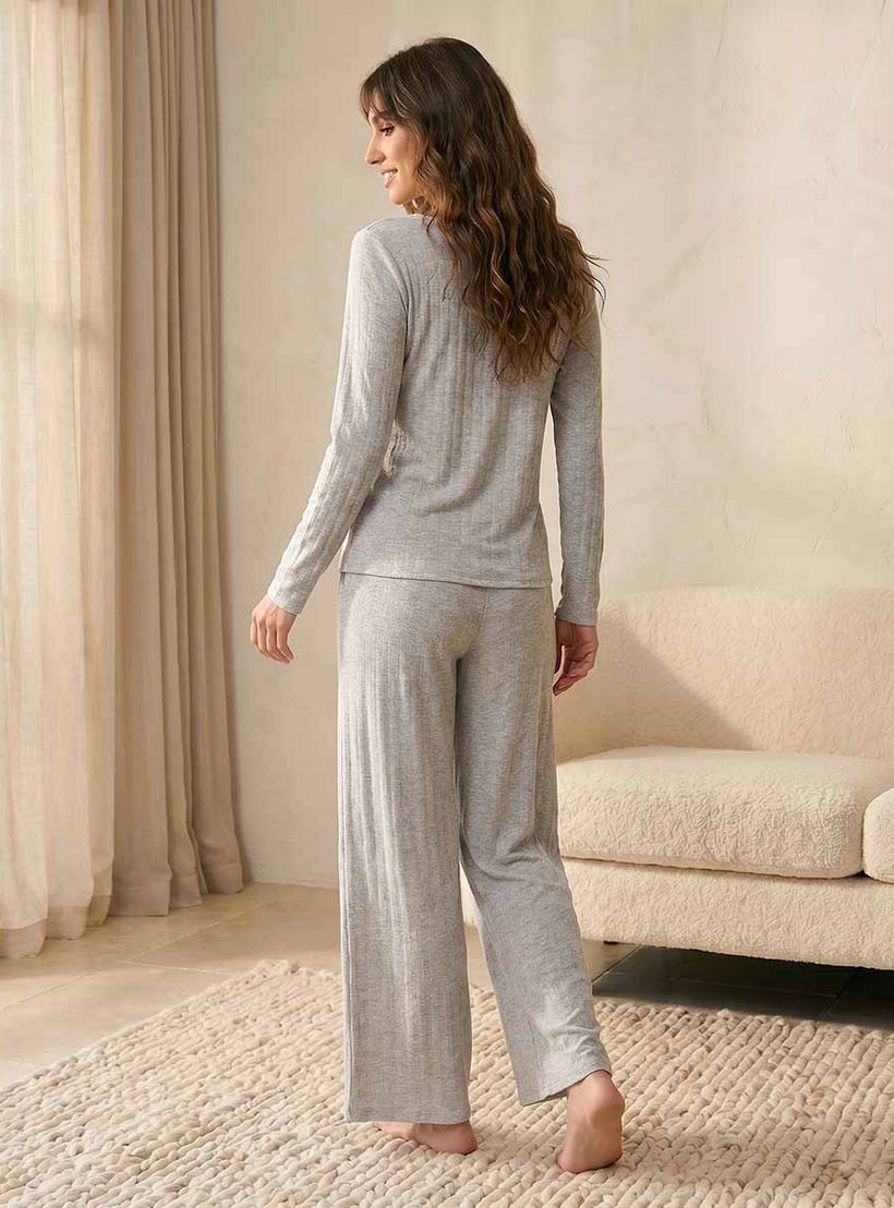 طقم بيجاما بلوزة وبنطلون من سبلاش إنتمتس-women-clothing-nightwear-pyjamas-longsets-image-4