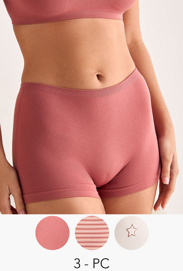 طقم سراويل داخلية لشد الجسم 3 قطع بطبعات من سبلاش إنتيميتس-women-clothing-plussize-lingerie-panties-image-1