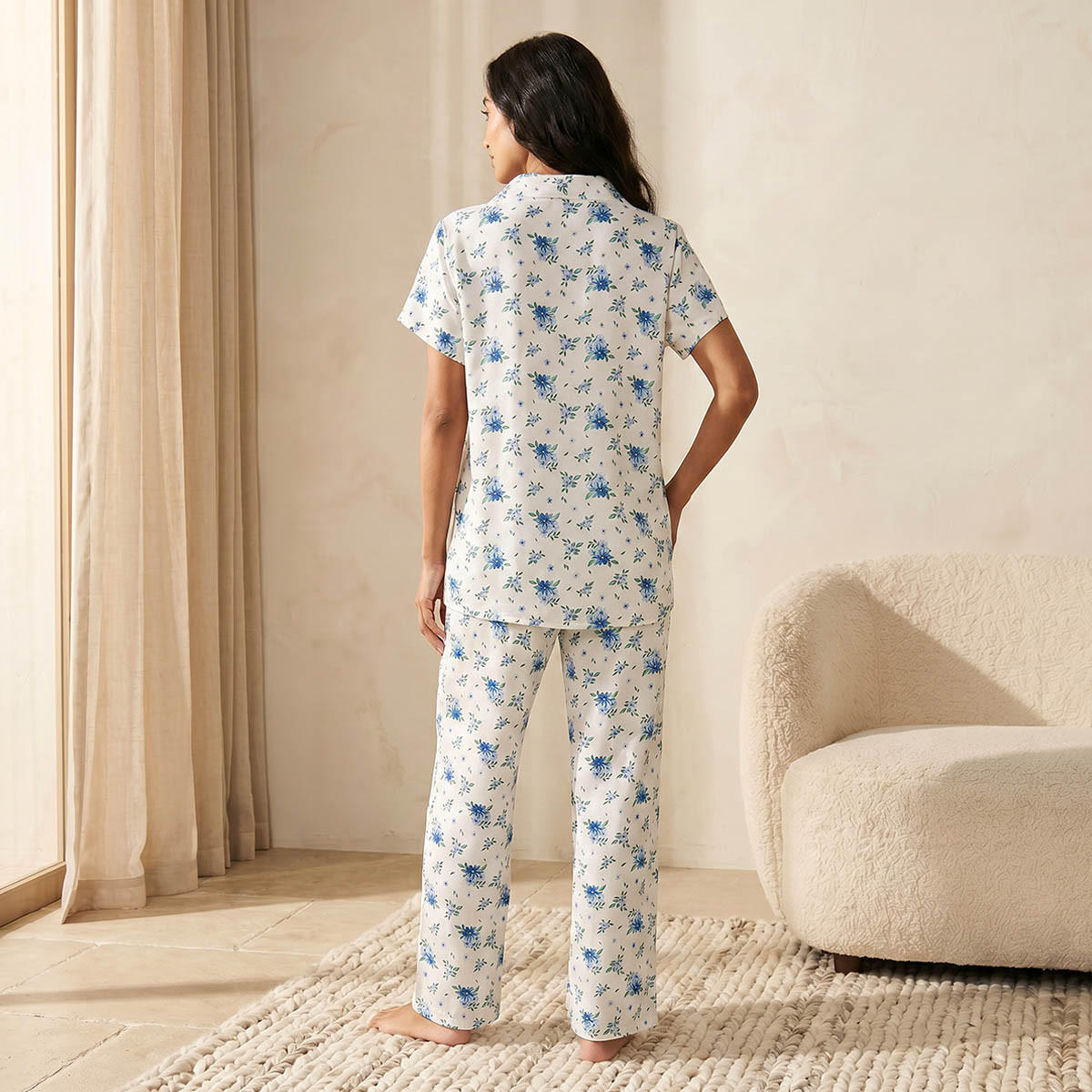 طقم بيجاما فيسكوز بطبعات زهور وقميص بأزرار وبنطلون من سبلاش إنتيميتس-women-clothing-nightwear-pyjamas-longsets-image-4