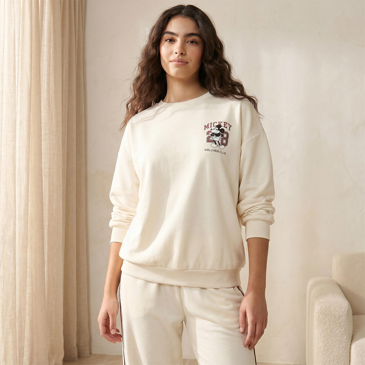 طقم بنطلون بيجاما وسويت شيرت بطبعات ميكي ماوس من سبلاش إنتيميتس-women-clothing-nightwear-pyjamas-longsets-image-3