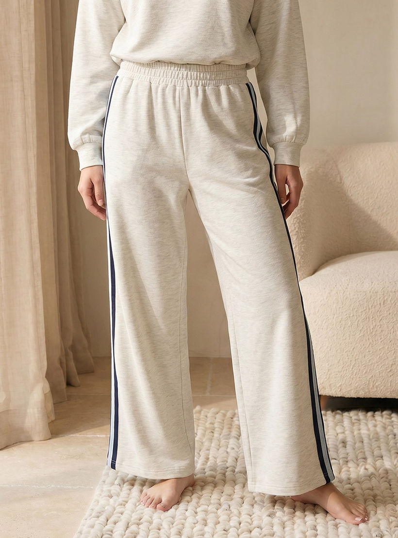 طقم بيجاما فيسكوز سويتشيرت وبنطلون من سبلاش انتيميتس-women-clothing-nightwear-pyjamas-longsets-image-5
