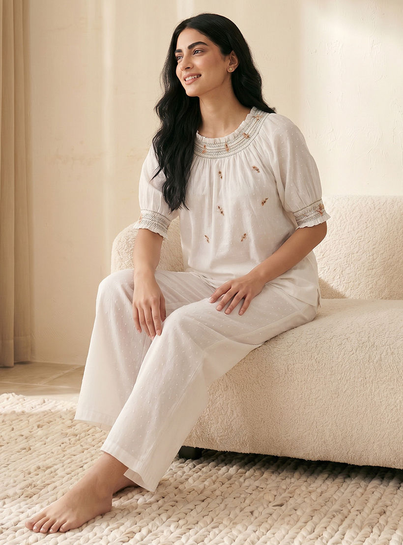 طقم بيجاما قطن بنقشة زهور ناعمة-women-clothing-nightwear-pyjamas-longsets-image-7