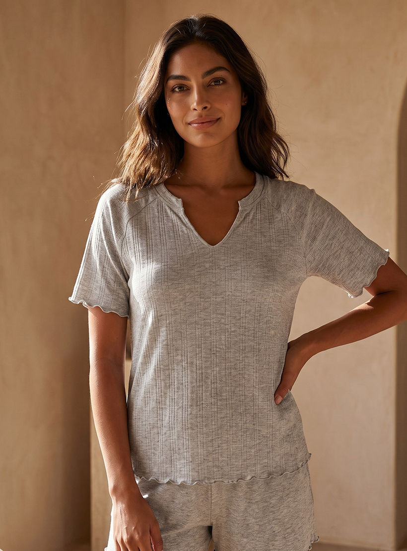 طقم بيجاما بوينتل تيشيرت بياقة V وشورت من سبلاش انتيميتس-women-clothing-nightwear-pyjamas-bottoms-image-3