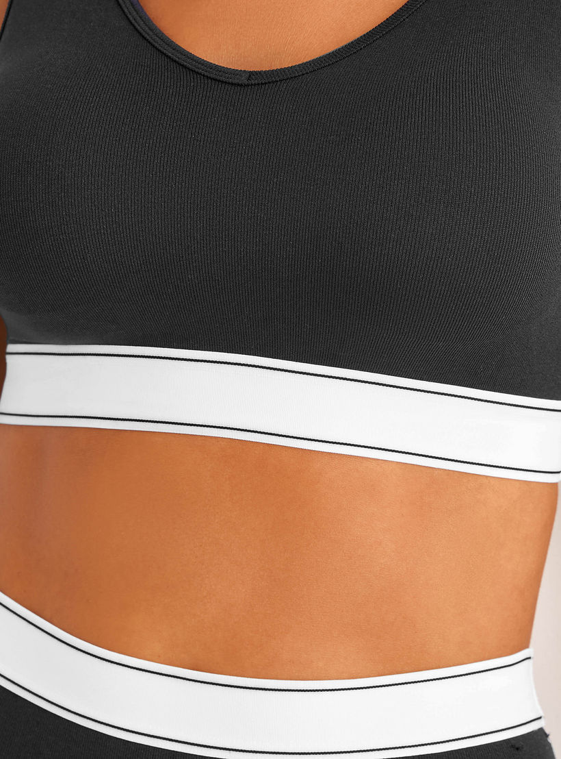 صدرية بدون خياطة بحافة مطاطية عريضة من سبلاش إنتيمتس-women-clothing-lingerie-bras-image-4