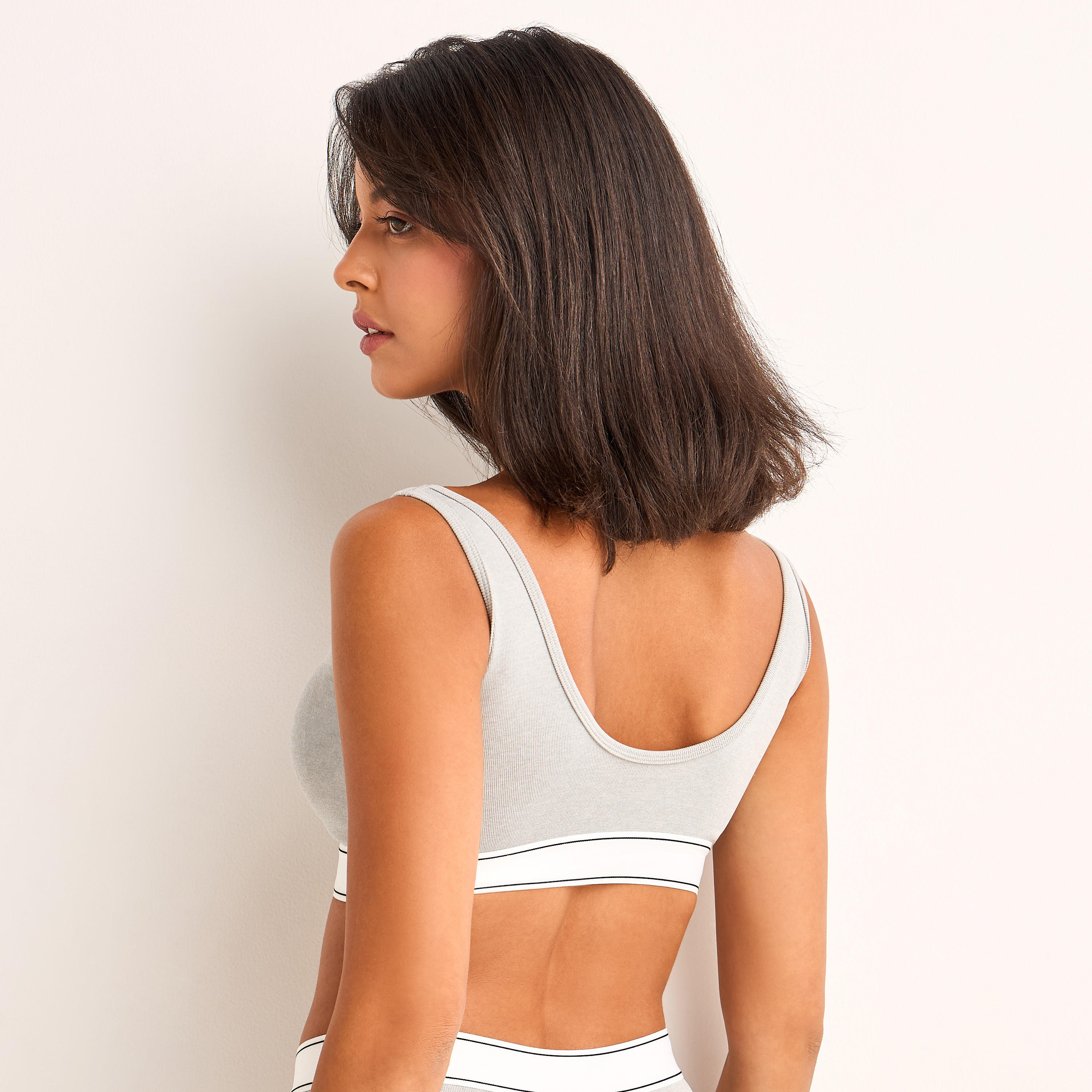 Splash Intimates Seamless Bra Broad Hem Elastic-women-clothing-lingerie-bras-image-2