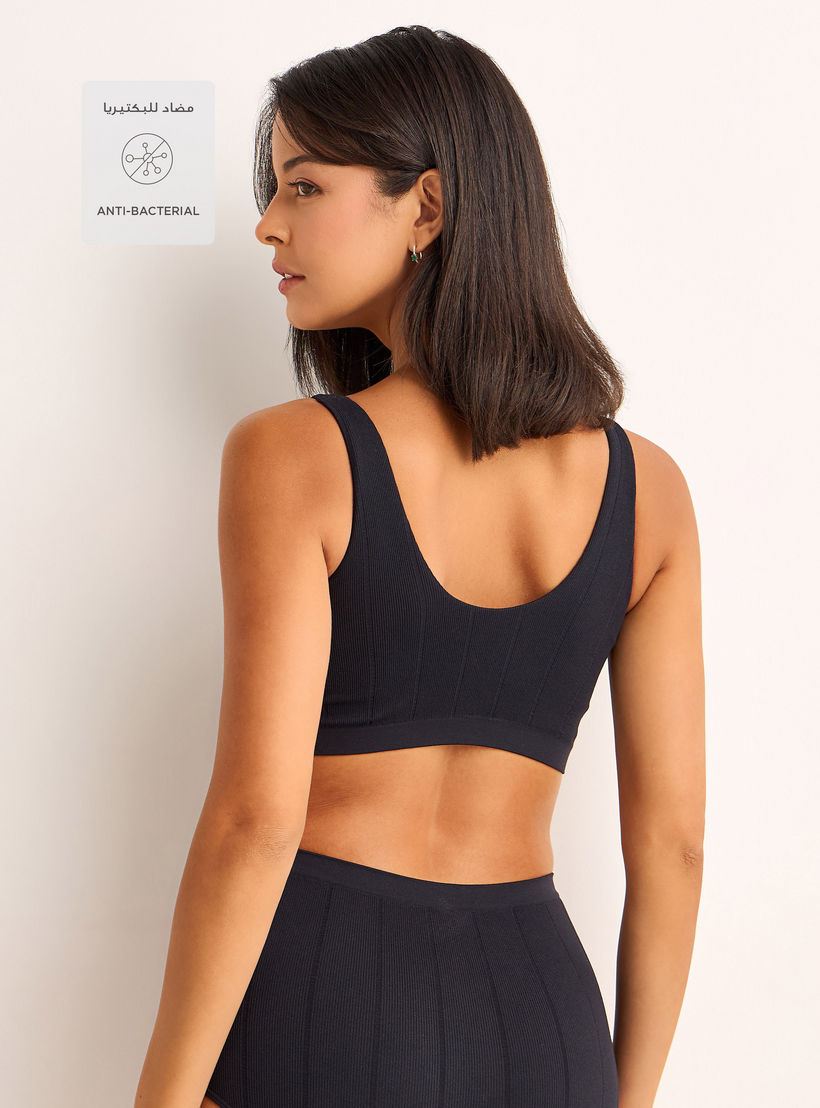 صدرية كاملة التغطية بدون خياطة بتفاصيل مضلعة-women-clothing-lingerie-bras-image-2