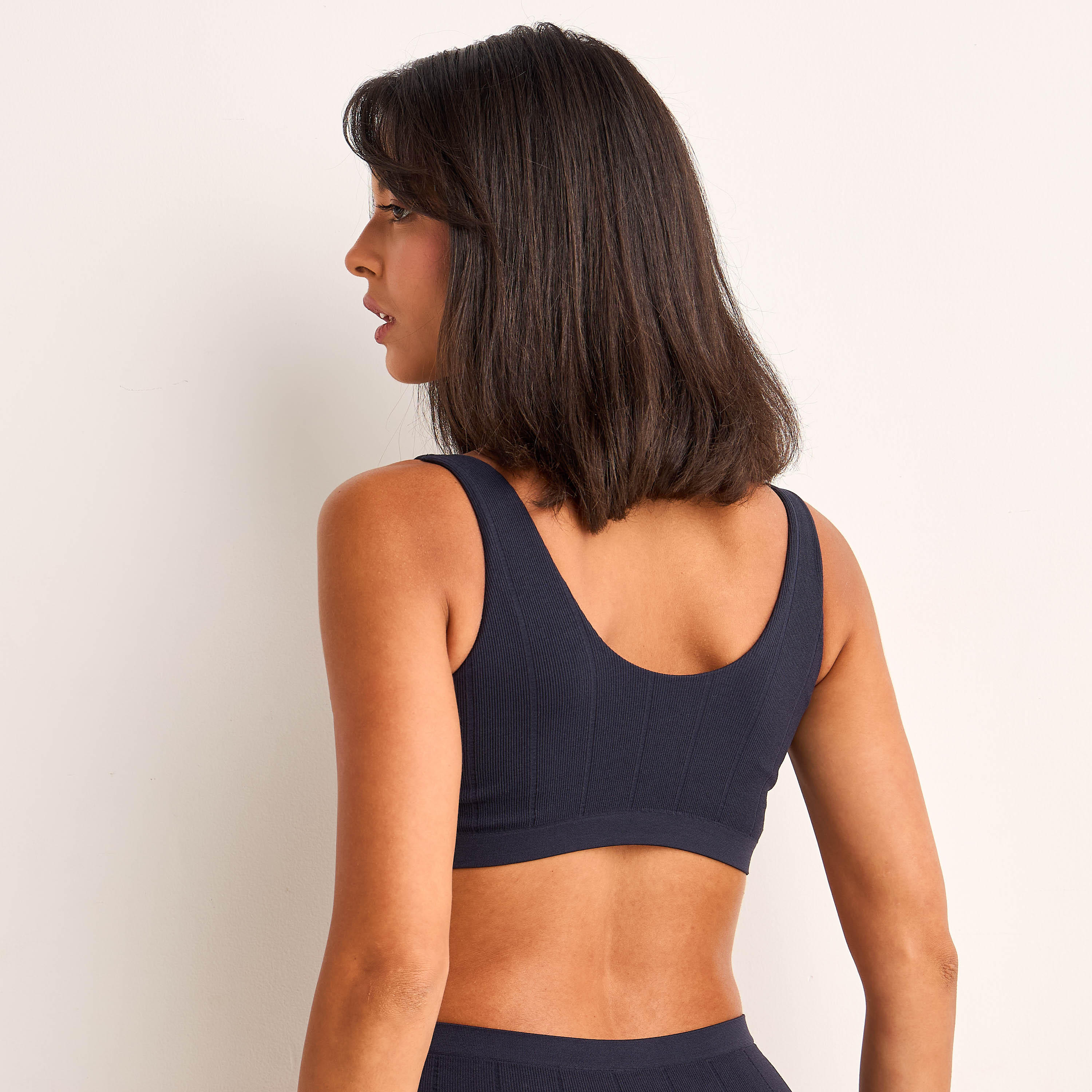 Seamless Bra Full Coverage with Ribbed Detail-women-clothing-lingerie-bras-image-2