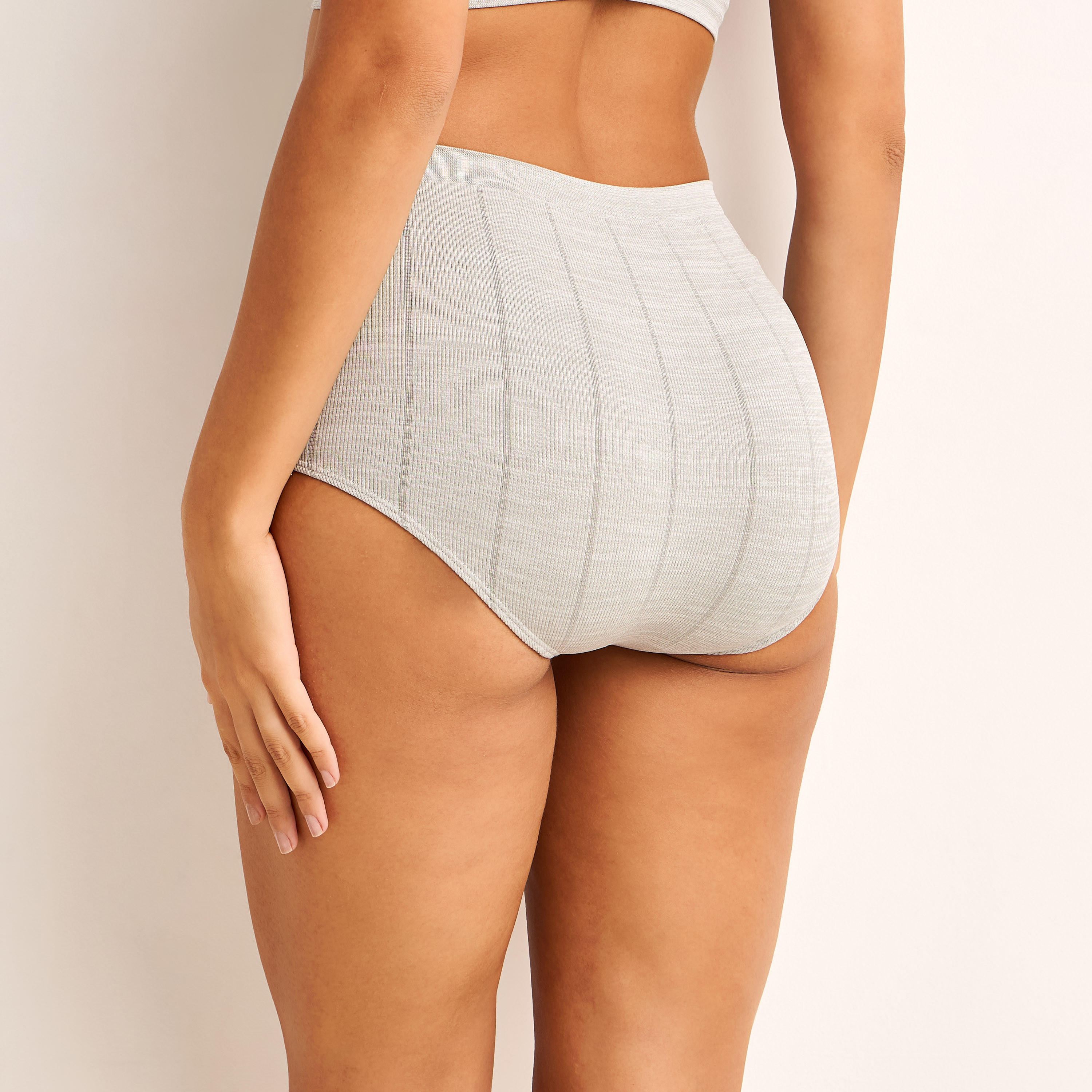 سروال داخلية كاملة بخصر مرتفع وملمس مضلع-women-clothing-lingerie-panties-image-2