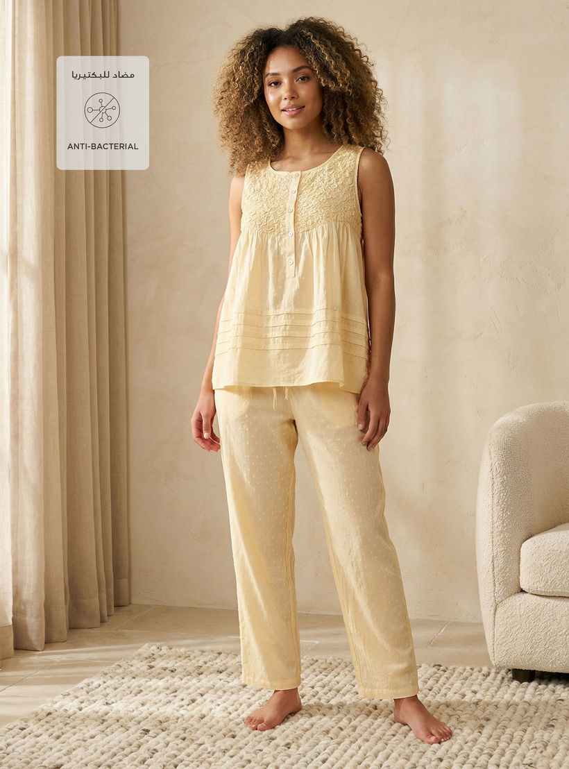 طقم بلوزة قطن بأزرار وبنطلون بيجاما-women-clothing-nightwear-pyjamas-longsets-image-3