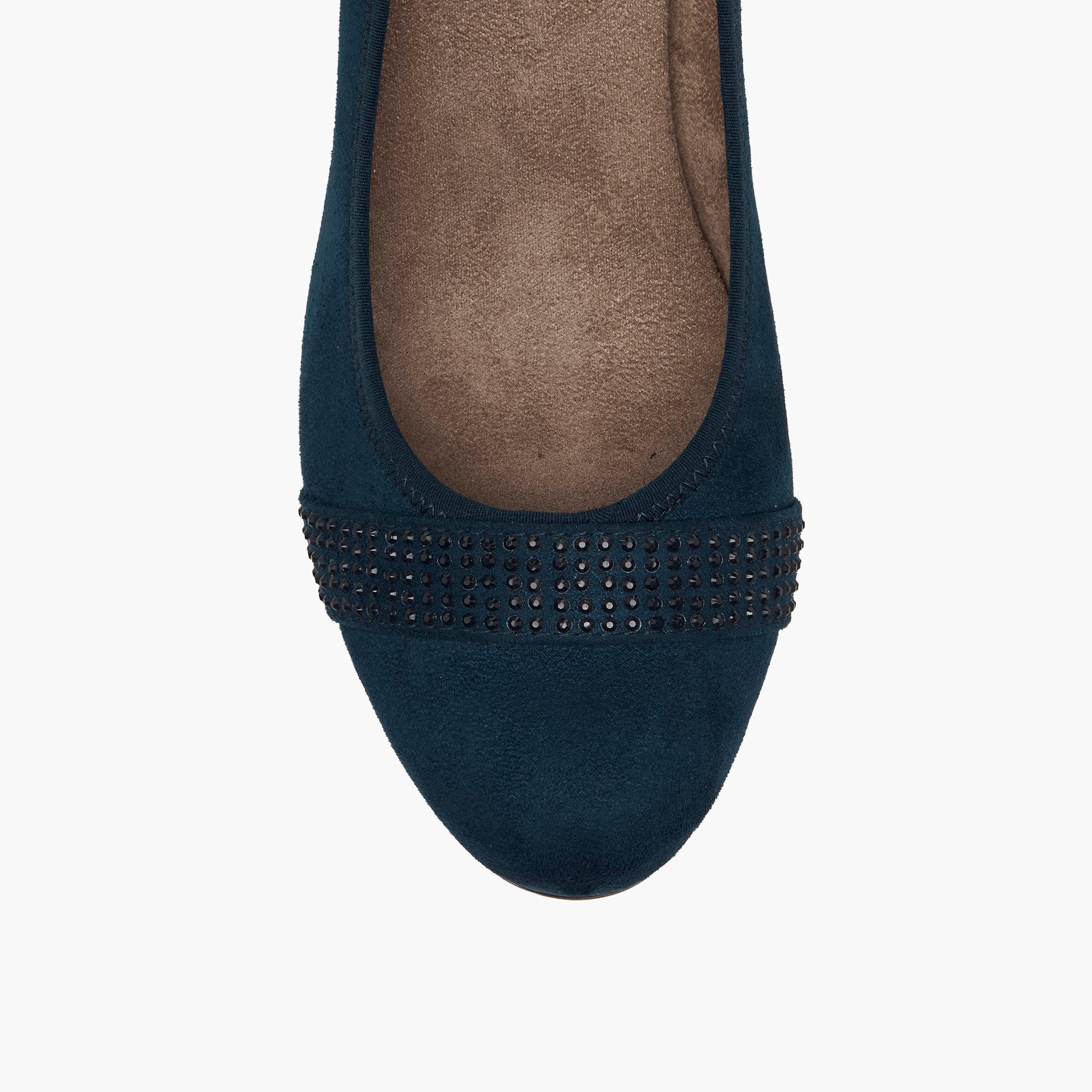 Le Confort Women Block Heel Pumps-women-shoes-heels-image-4