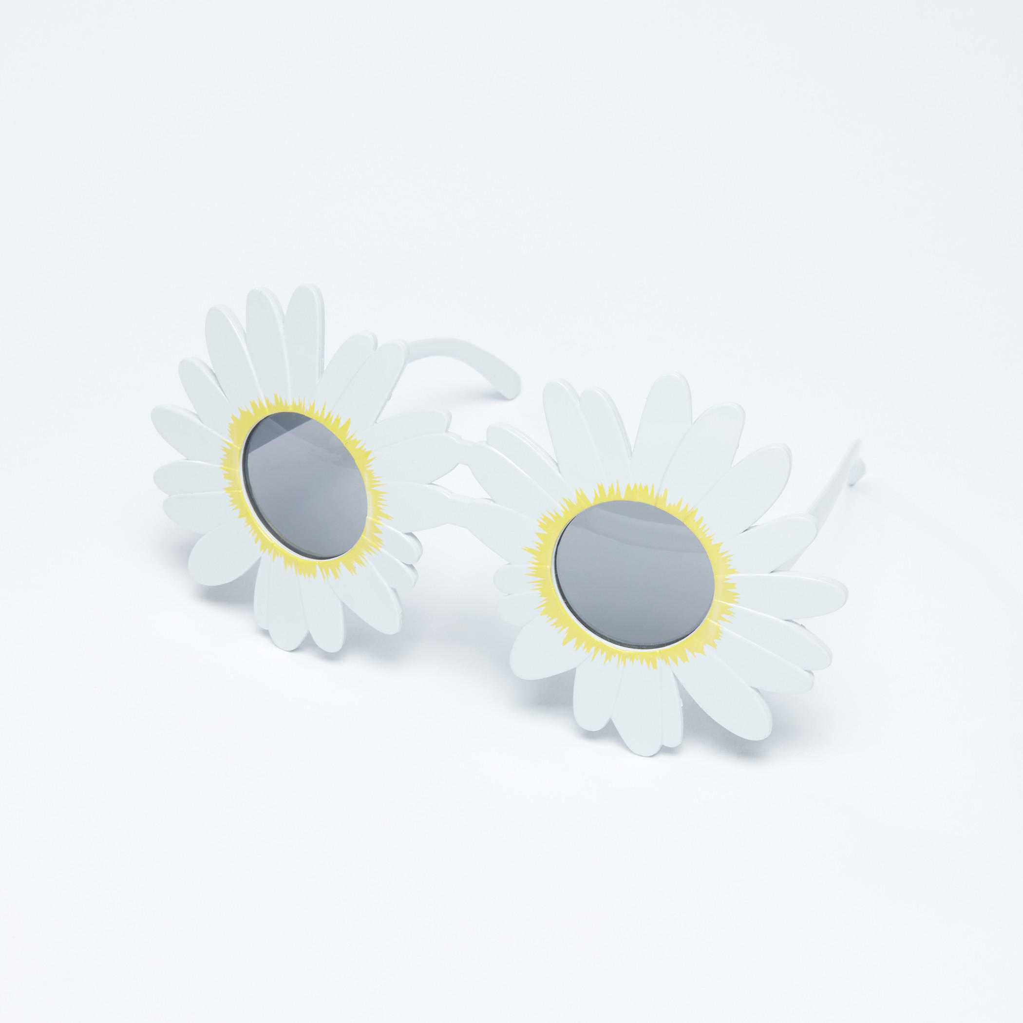 نظّارات عين قطة بتززينات أزهار - طقم من قطعتين-women-clothingaccessories-novelties-image-2