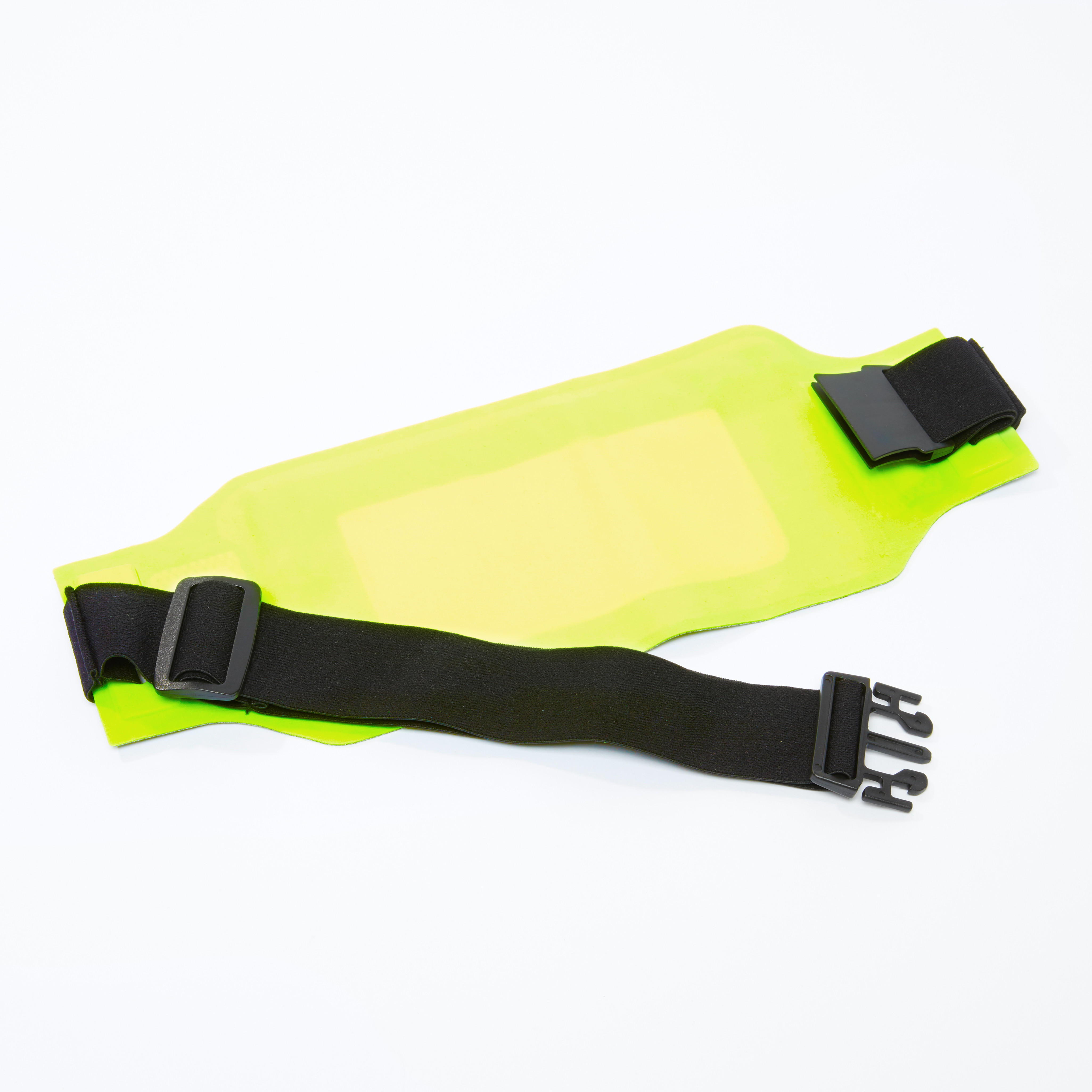 حزام خصر رياضي بإبزيم إغلاق وجيب بسحّاب-men-clothing-sportswearandactivewear-accessories-image-2