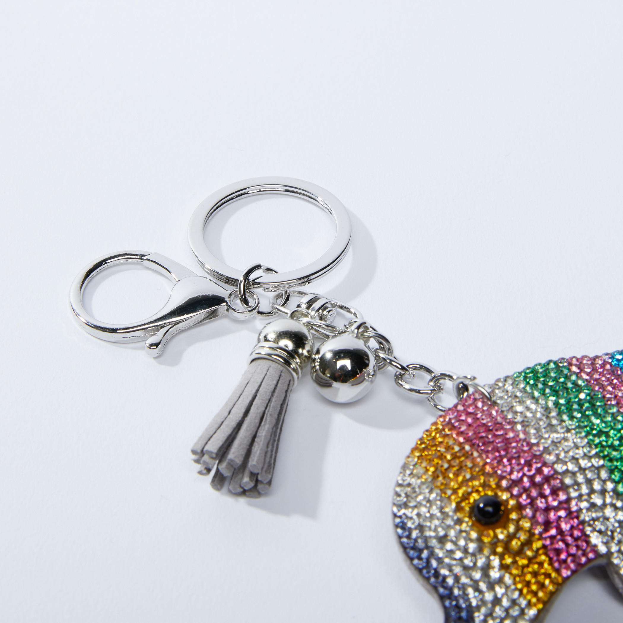 سلسلة مفاتيح مرصّعة بشرّابات ومشبك إغلاق-electronics-accessories-image-2