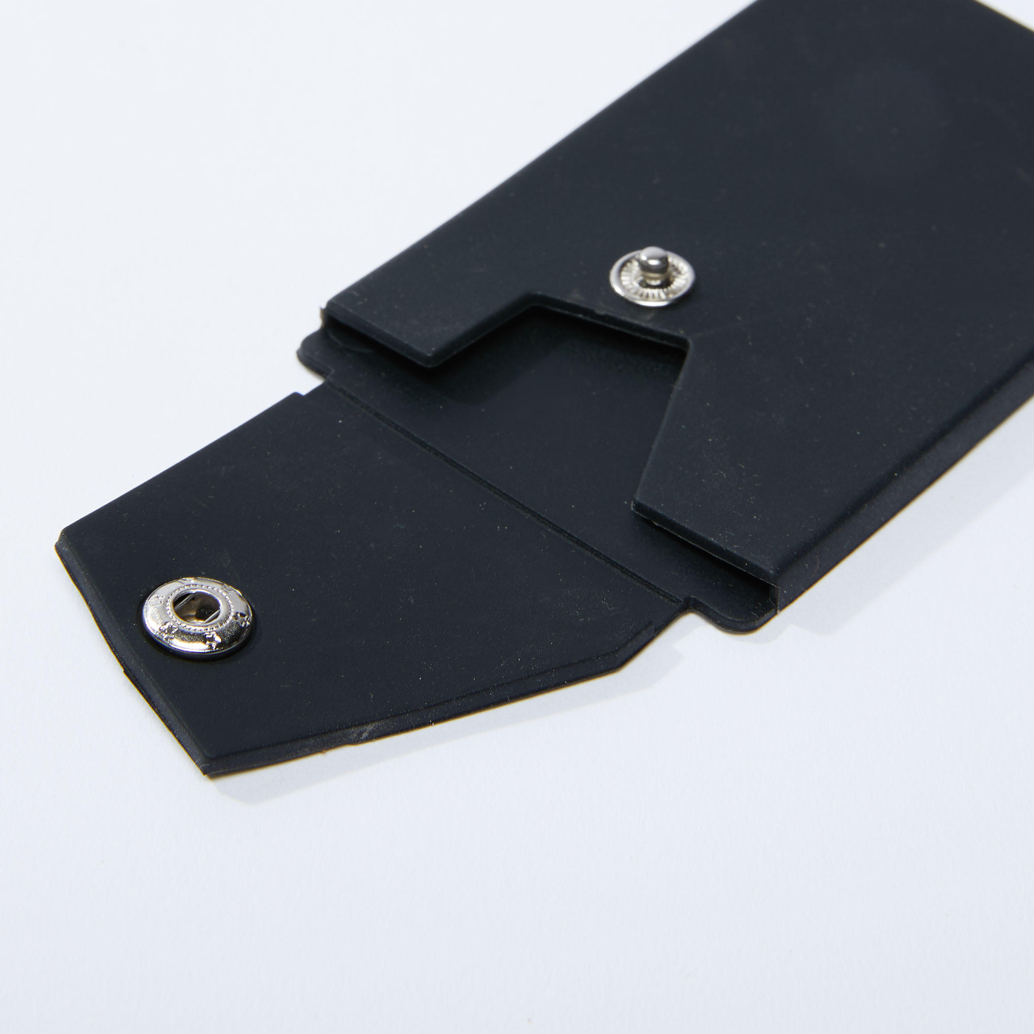حامل بطاقات بزر إغلاق كبّاس-electronics-accessories-image-1