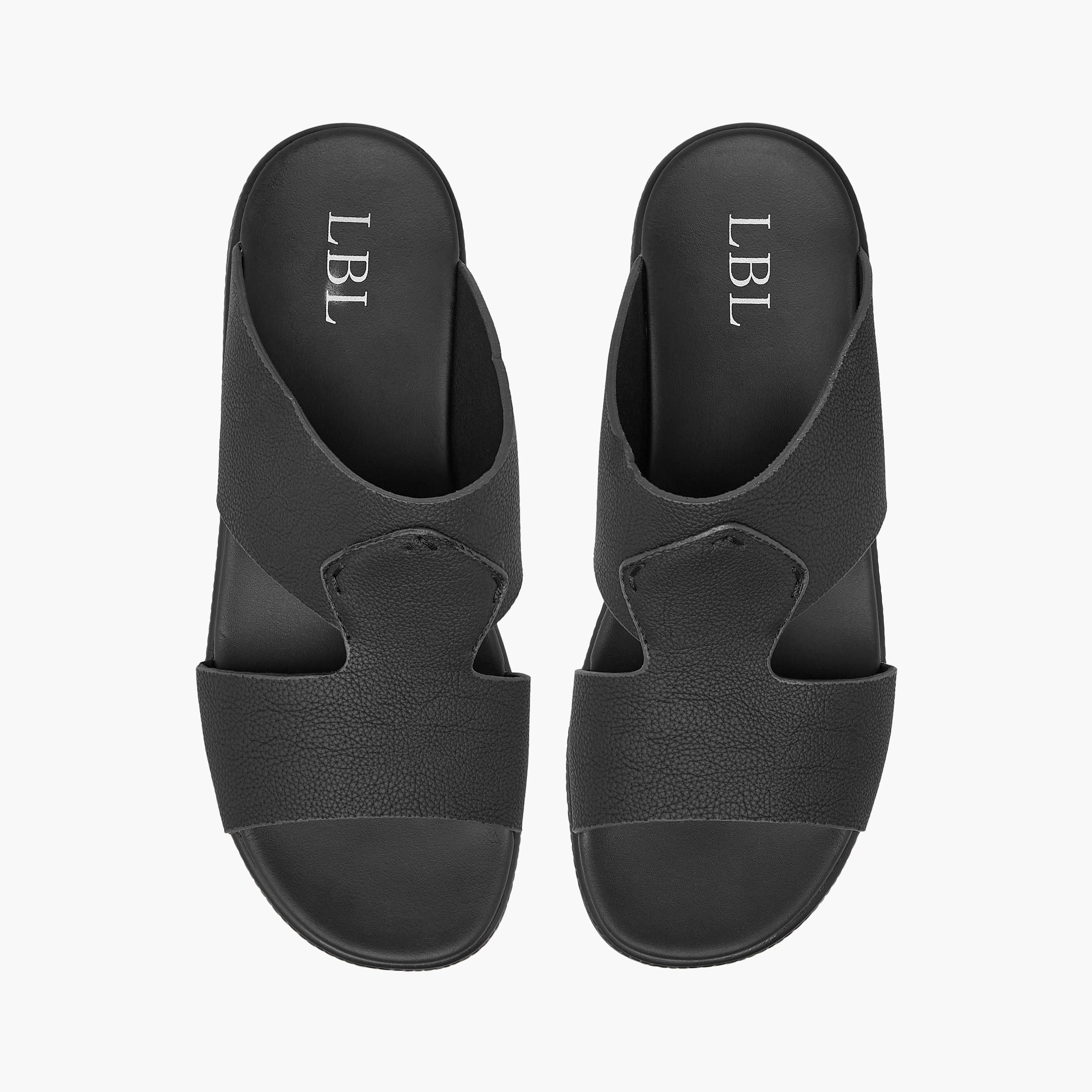 صندل سهل الارتداء بفرغ من أل بي أل من شو إكسبريس-men-shoes-sandals-image-1