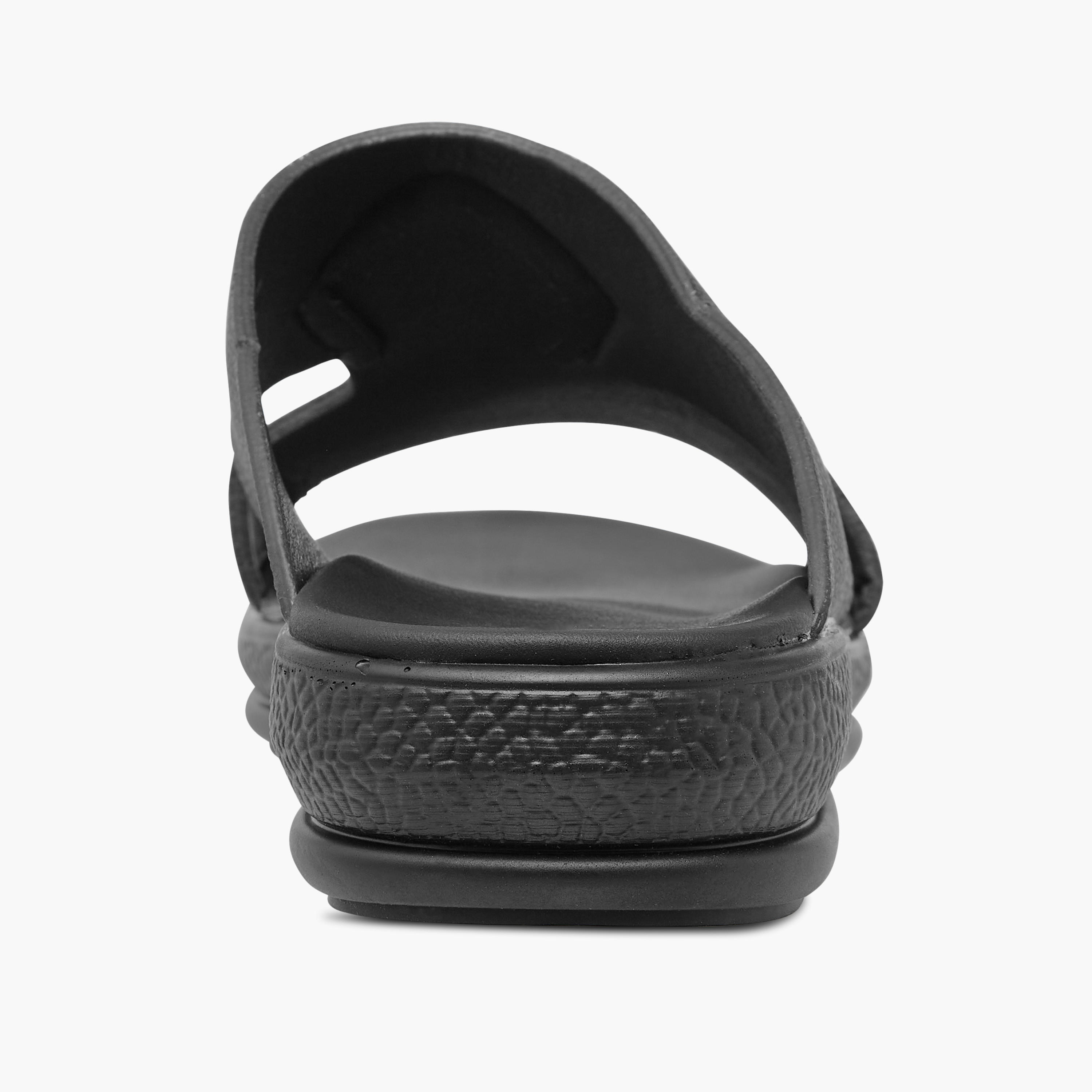 صندل سهل الارتداء بفرغ من أل بي أل من شو إكسبريس-men-shoes-sandals-image-5