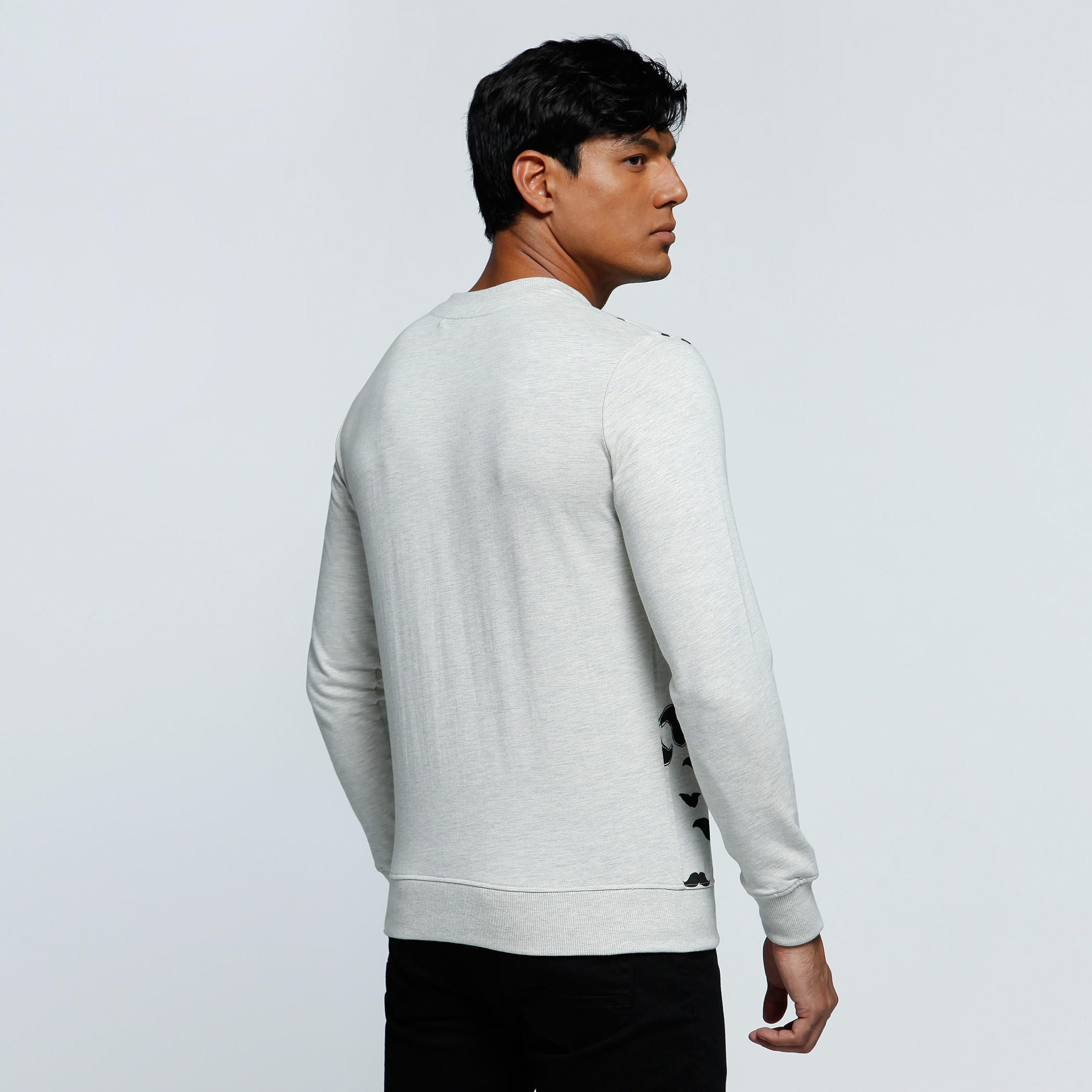 Printed T-Shirt with Long Sleeves and Crew Neck-men-winterwear-hoodiesandsweatshirts-image-2