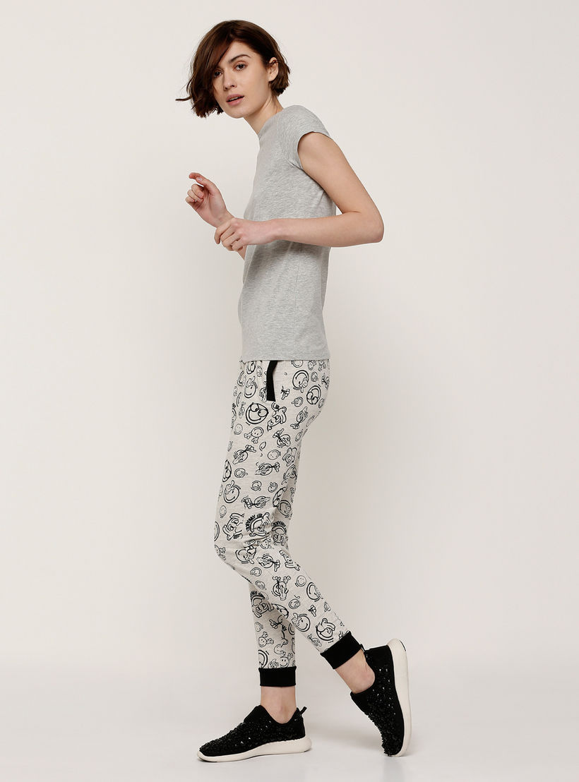 بنطال رياضي طويل بخصر مطاطّي وطبعات سمايلي وورلد-women-clothing-bottoms-joggers-image-5