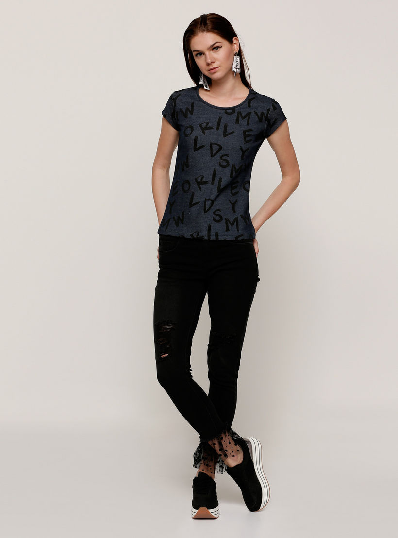 تيشيرت بياقة مستديرة وأكمام كاب وطبعات سمايلي وورلد-women-clothing-tshirts-image-1