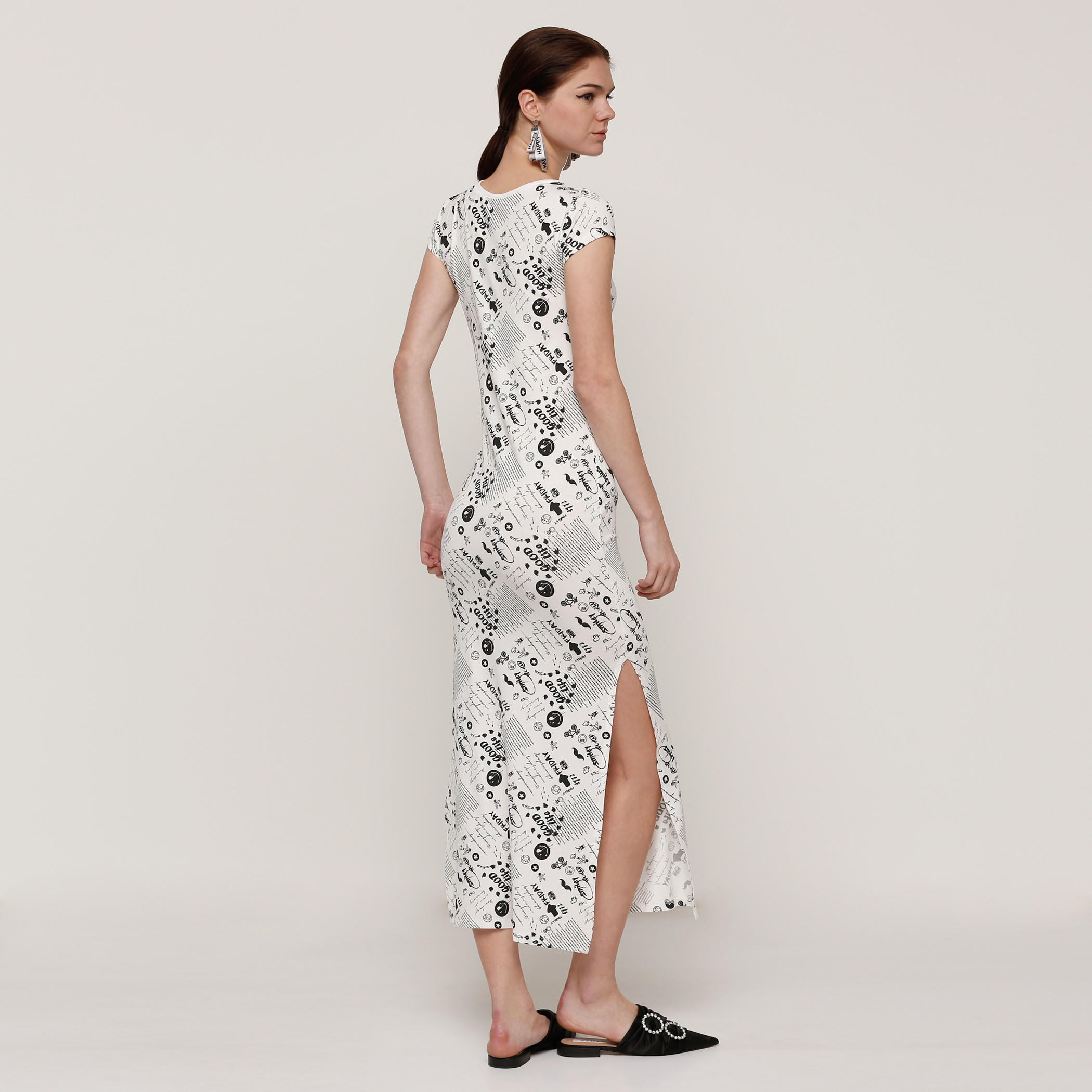 فستان بياقة مستديرة وأكمام كاب وطبعات سمايلي وورلد-women-clothing-dresses-image-2